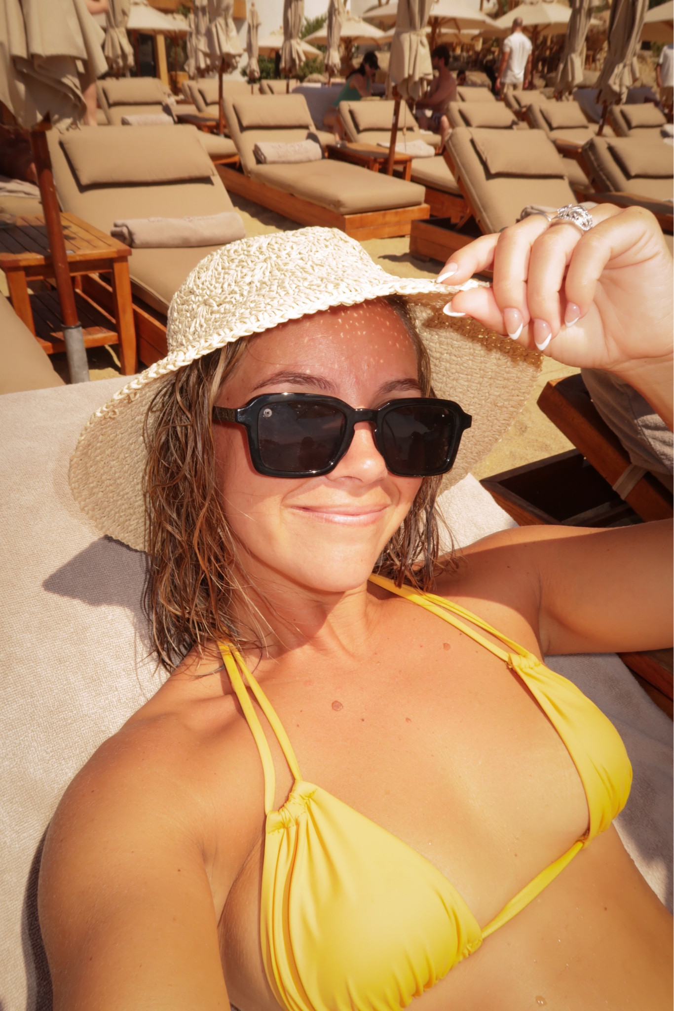 Soaking in these rays all dayyy ☀️ 
🕶️ Code: LIFESRAD10 for 10% off 



#LTKSwim #LTKTravel #LTKStyleTip