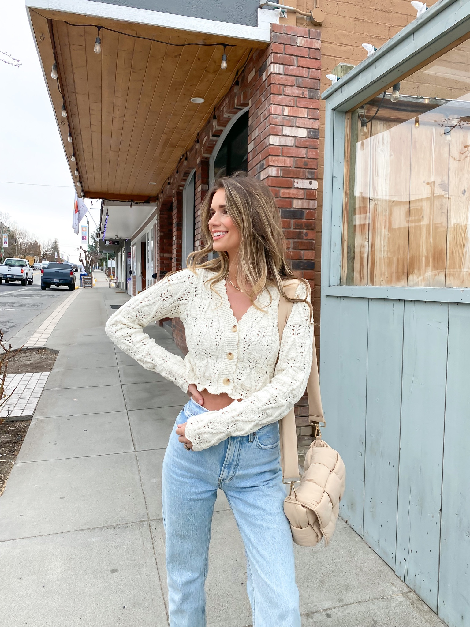 Cropped sweater, Abercrombie jeans 

#LTKstyletip