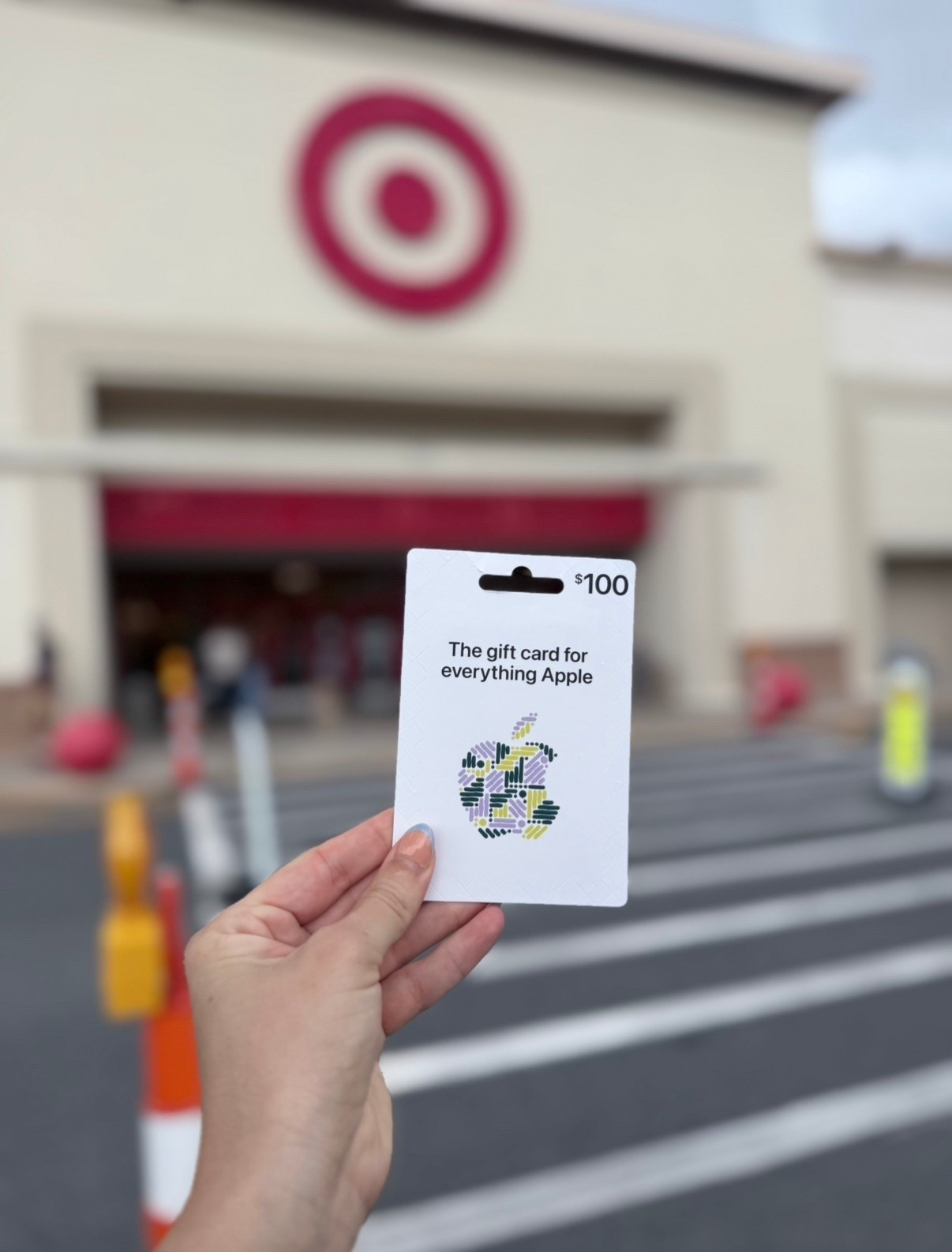 #ad What better way to say thank you to those tutoring my kids this summer! 🤍 We included Apple Gift Card from @target because it’s such an easy way to gift something they’ll actually use and enjoy. #targetpartner #backtoschool #momlife #targetfinds #liketkit
