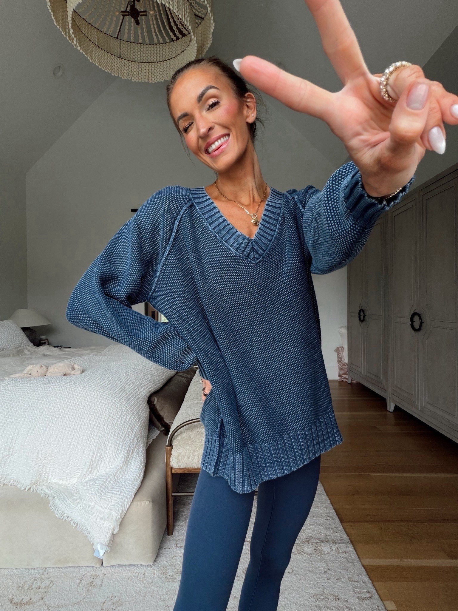 v-neck sweater 30% off + leggings 40% off rn! 💗