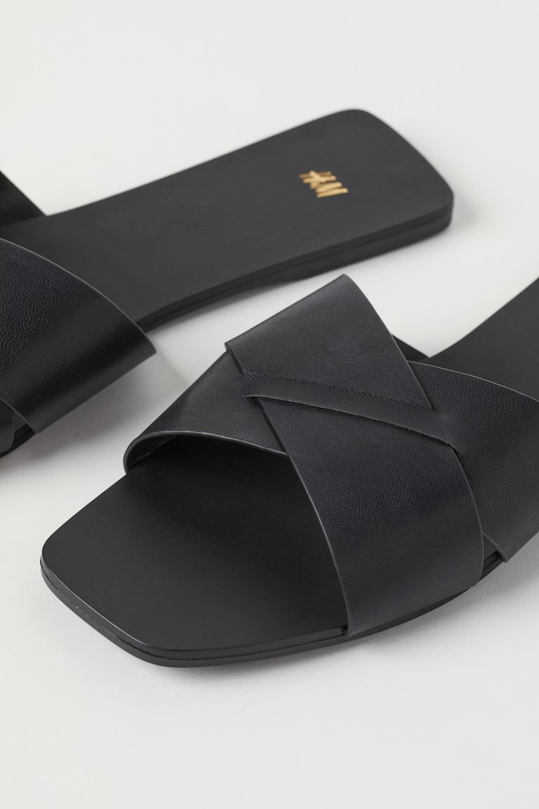 Slides | H&M (US + CA)