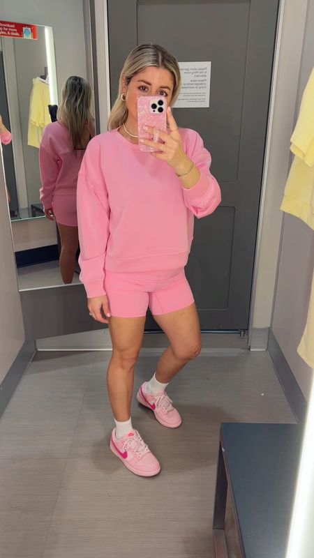Lululemon style outfit but target price 👌🏼
Size small
Nike dunks tts

#LTKfindsunder50 #LTKfindsunder100 #LTKshoecrush