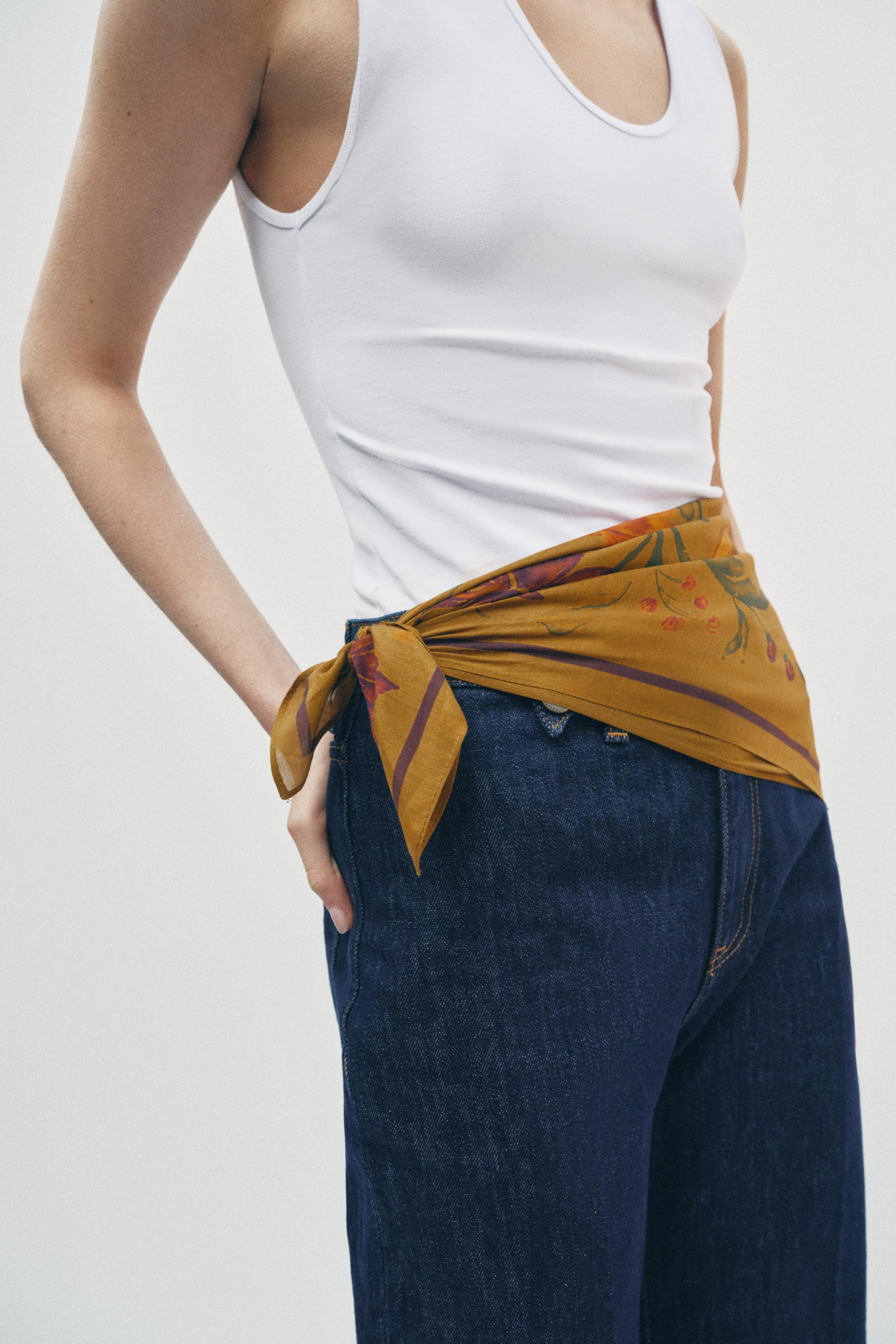 SILK BLEND FLORAL PRINT SCARF | Zara US