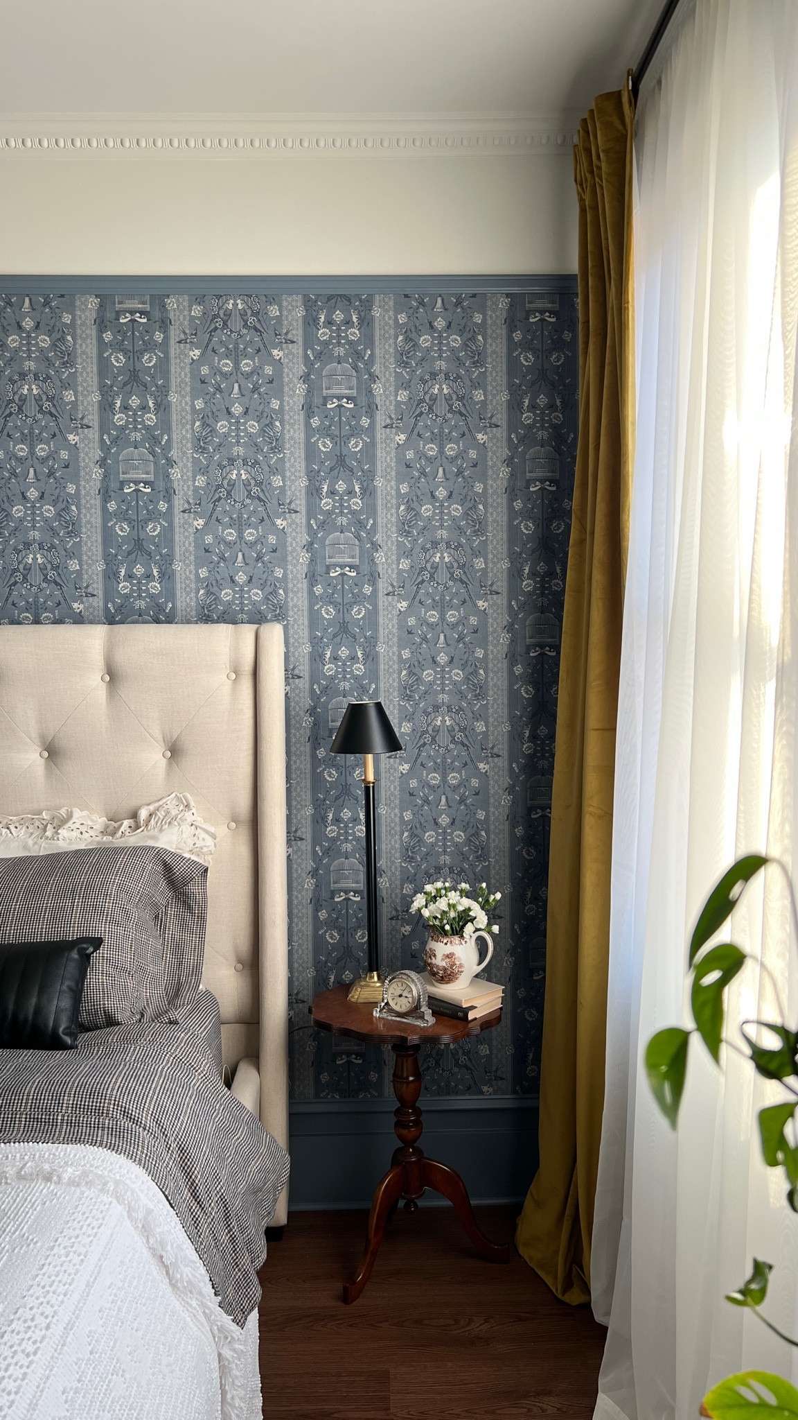 Guest bedroom links!!

#guestbedroom #vintagedesign #vintagehomedecor #cozybedroom #bedroomsources

#LTKunder100 #LTKhome #LTKunder50