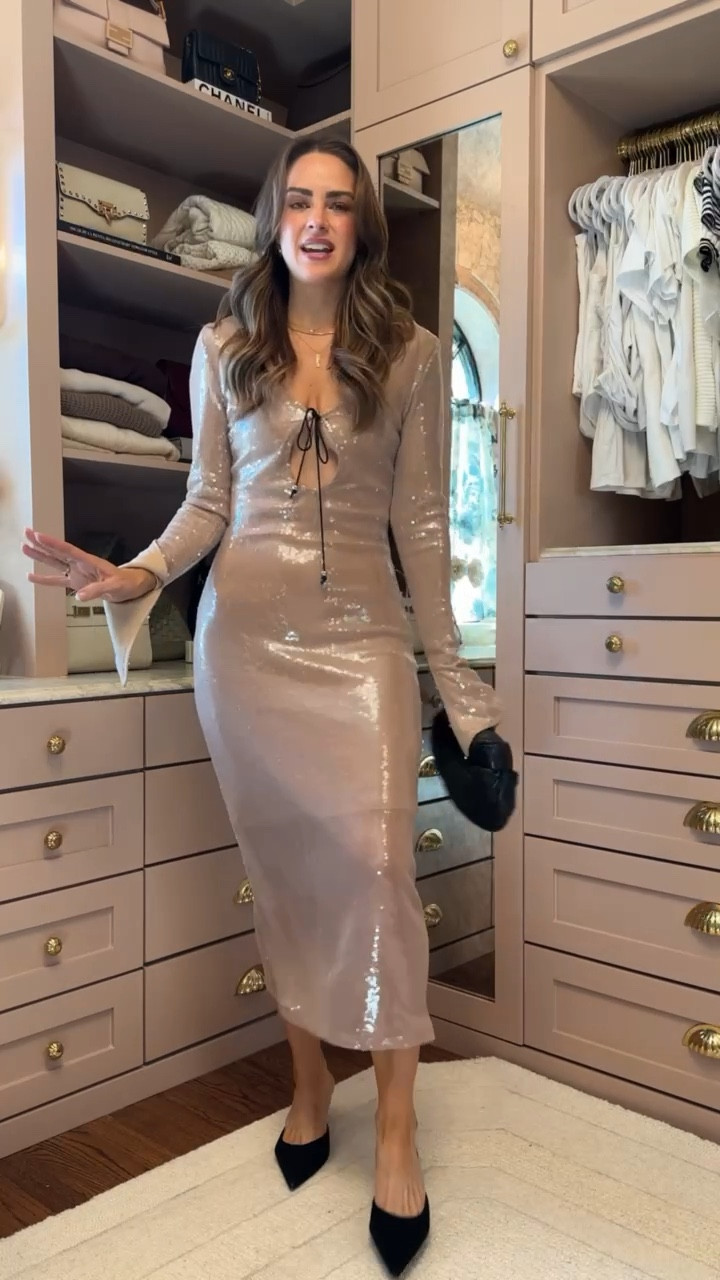 The perfect dress✨its under $100


#LTKootd #LTKHoliday #LTKSeasonal