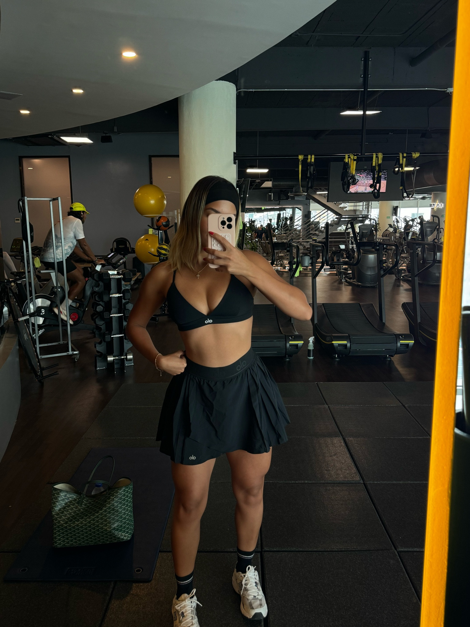 gym outfit🖤