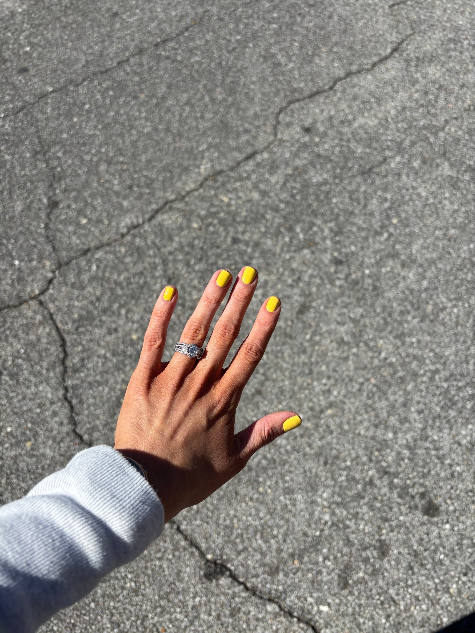 The most fun yellow polish and best self tanner!! I use this angled kabuki brush to apply to hands and feet 😍

#LTKSpringSale