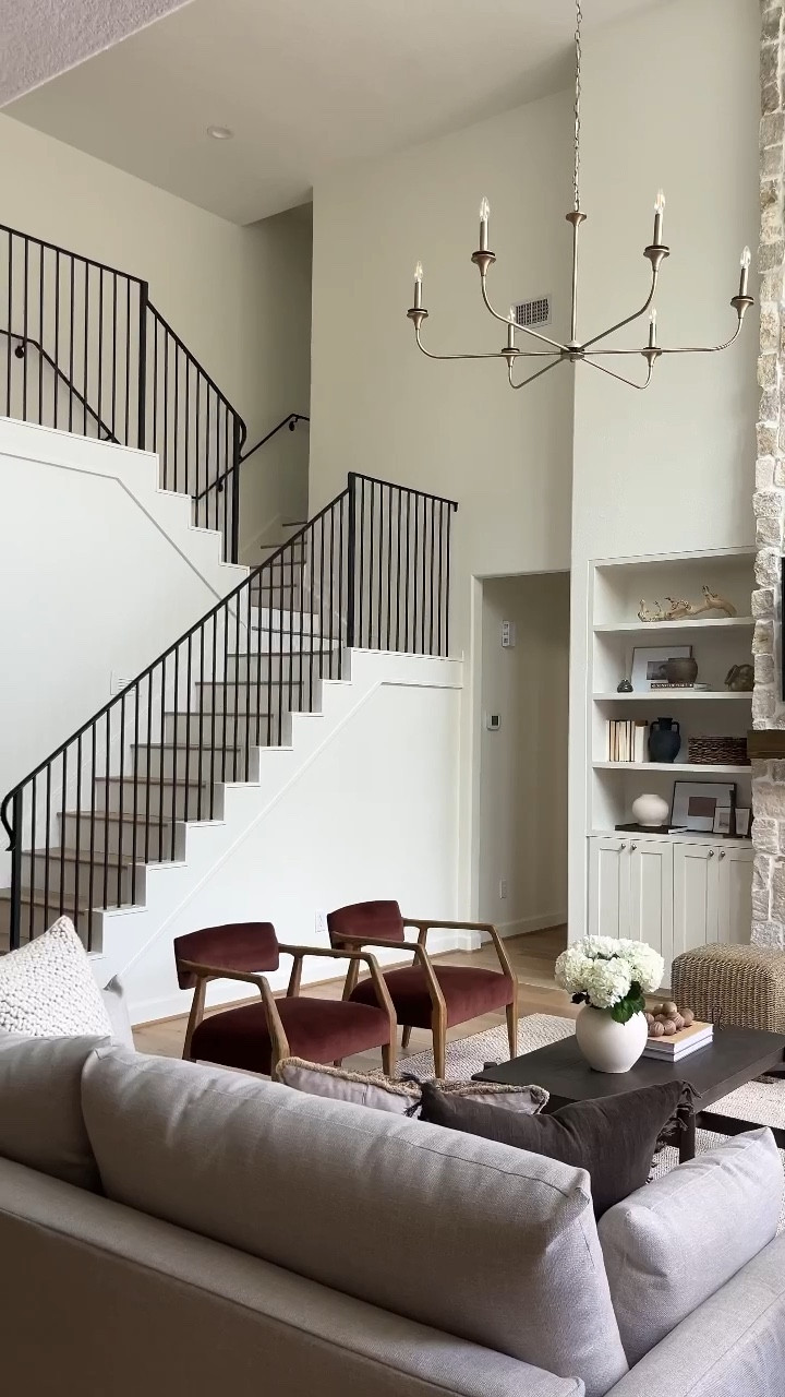 Before and after of our woodlands project!

Living room, accent chair, rug, sofa, neutral home, organic home, coffee table, couches, pillows, chandelier, home inspo, living room inspo, 

#LTKhome #LTKfindsunder100 #LTKfindsunder50