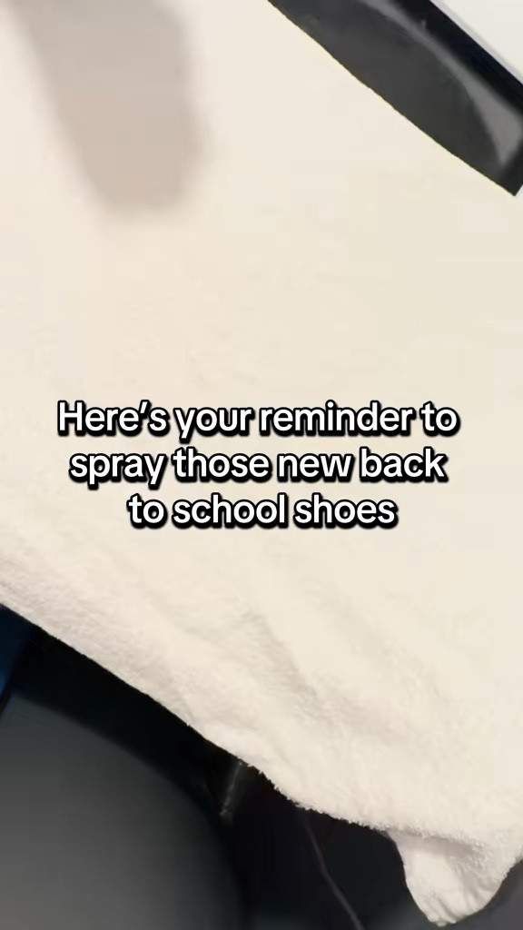 People always ask how I keep his shoes clean enough to resell… 👀✨

The secret? Scotchgard EVERYTHING before he even steps outside 🙌🏽
It repels dirt, stains, and all the little boy chaos so those kicks stay looking brand new 💯

Trust me… if you’re not doing this yet, you missing out 🔥
#MomHack #SneakerMom #BoyMomLife #ResellGame #CleanKicks

#LTKmomlife