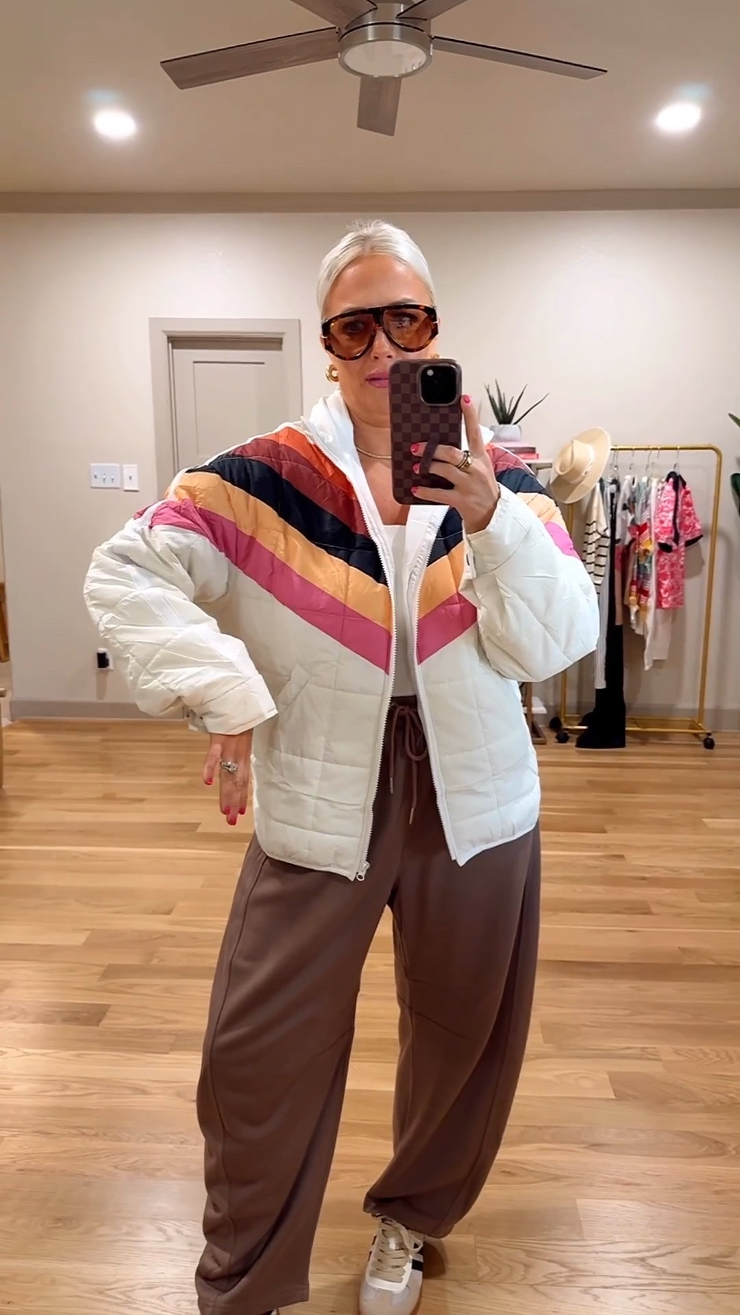 Transitional spring weather outdoor jacket - medium Joggers - small

#LTKootd #LTKgrwm #LTKSeasonal