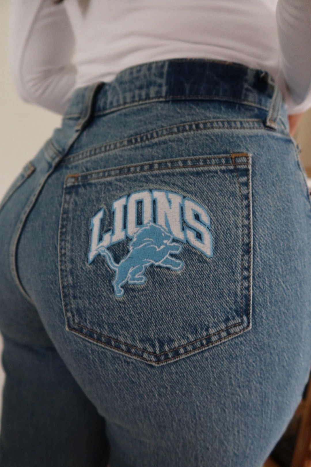 Best seller! Abercrombie style! Size 8 long. Use cyberaf to save 

#LTKFindsUnder100 #LTKSaleAlert #LTKCyberWeek