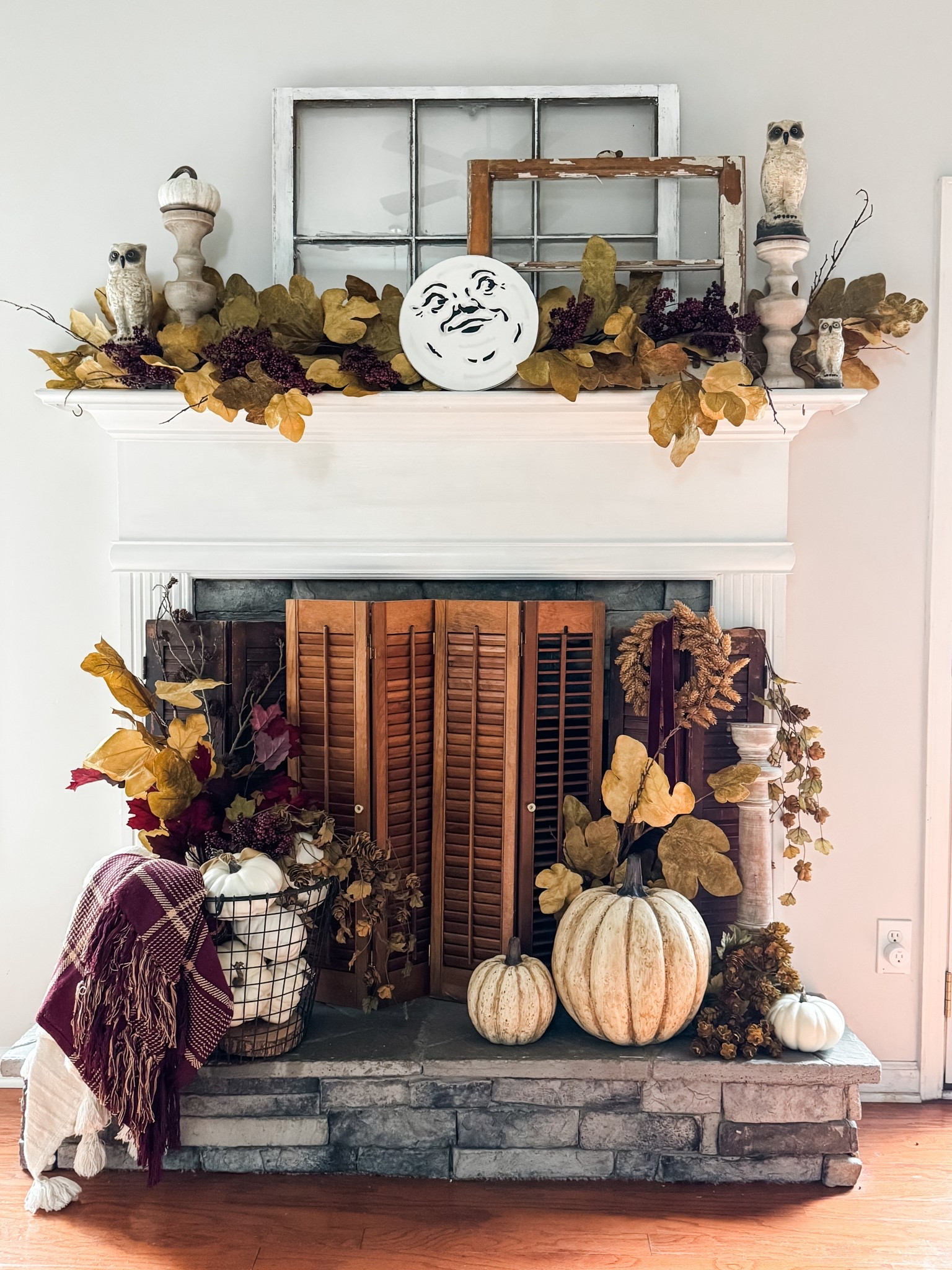 These leave stems have my heart! They come as a bundle of 6 and are full and beautiful! 

#LTKHome #LTKSeasonal