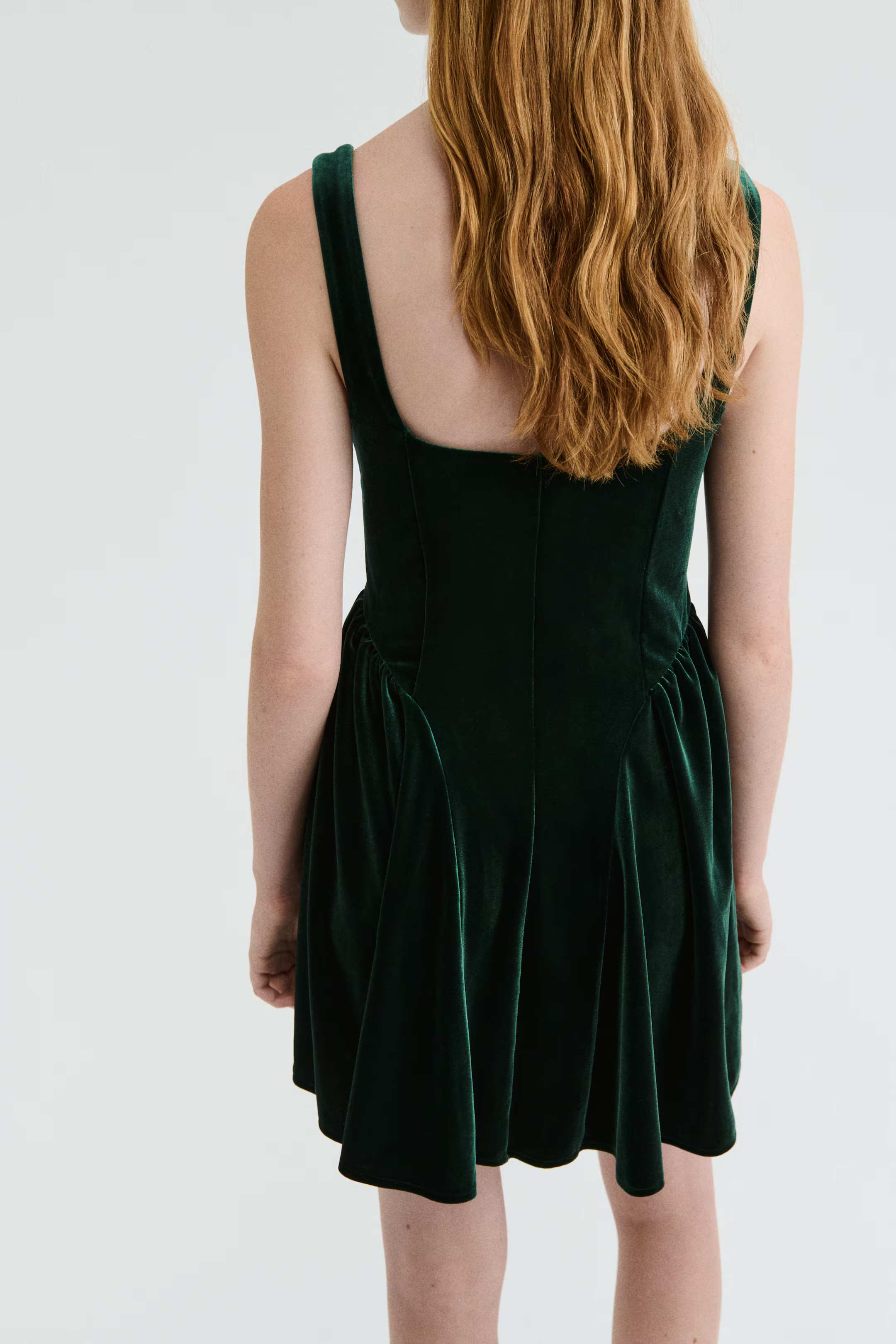 Sleeveless velour dress | H&M (UK, MY, IN, SG, PH, TW, HK)