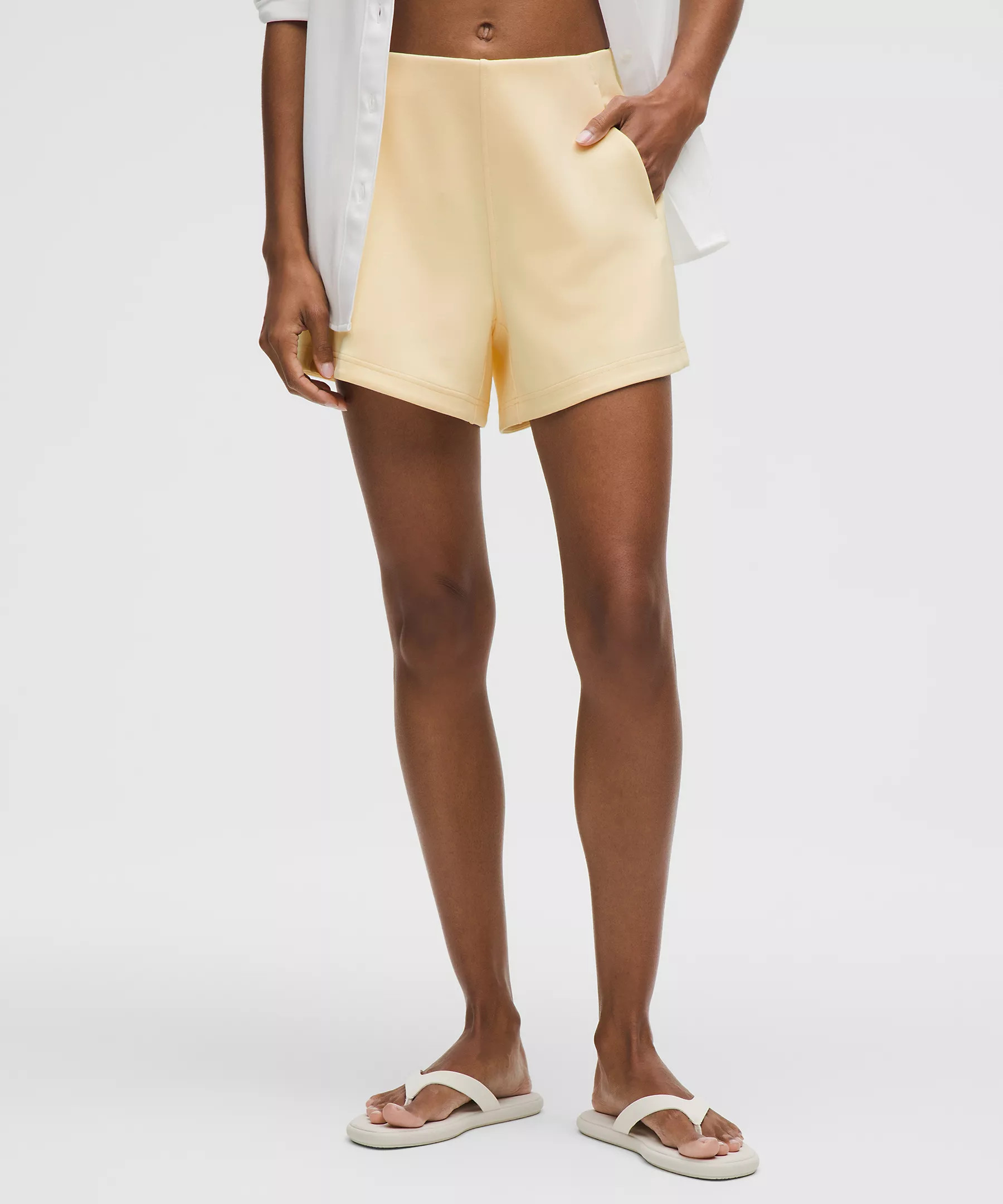 Softstreme Kick-Flare Mid-Rise Short 4" | Women's Shorts | lululemon | Lululemon (US)