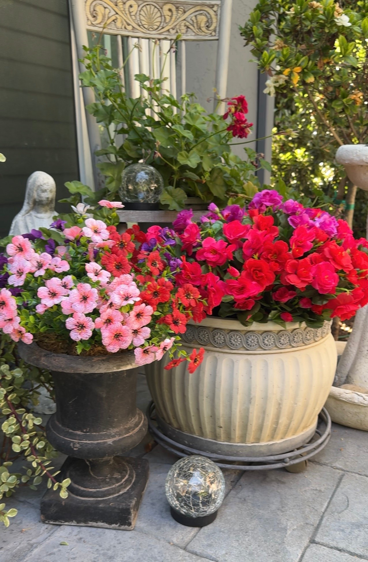 🚨AMAZON PRIME DAY DEAL 🚨

Give your patio or porch a refresh with a pop of color! Faux flowers made of silk and some solar lights are an inexpensive way to upgrade! 

#LTKHome #LTKSaleAlert #LTKSeasonal