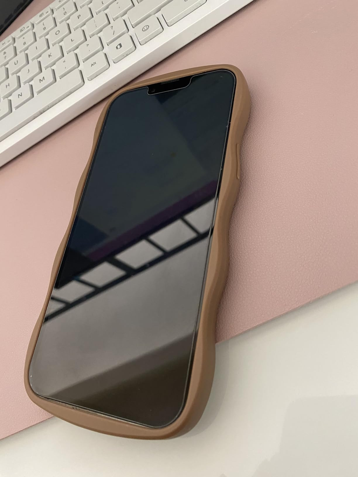 Anuck Case for iPhone 13 Pro Max Case Wave, Curly Frame Design for Women Girls, Cute Wavy Solid C... | Amazon (US)