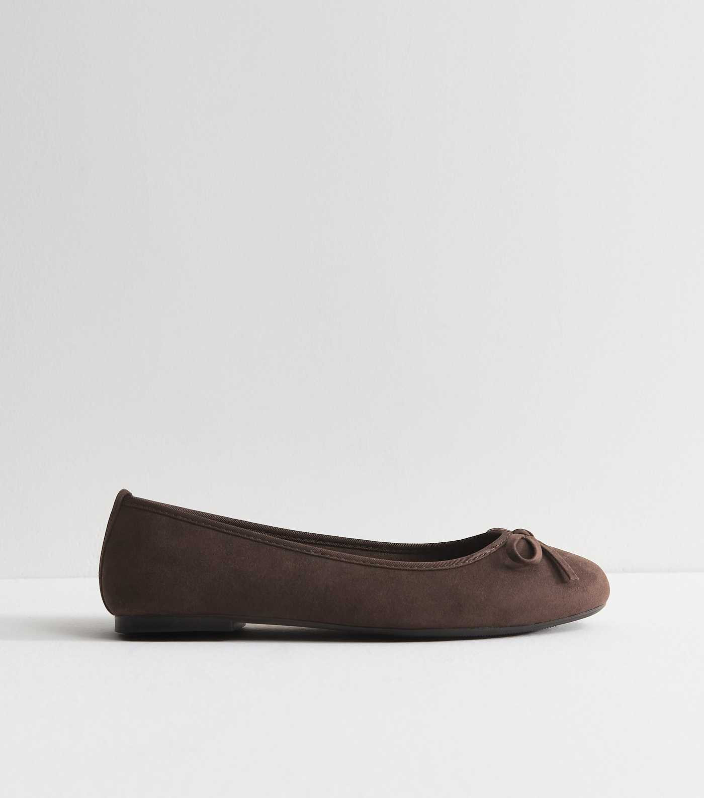 Wide Fit Dark Brown Faux Suede Round Ballet Flats | New Look | New Look (UK)