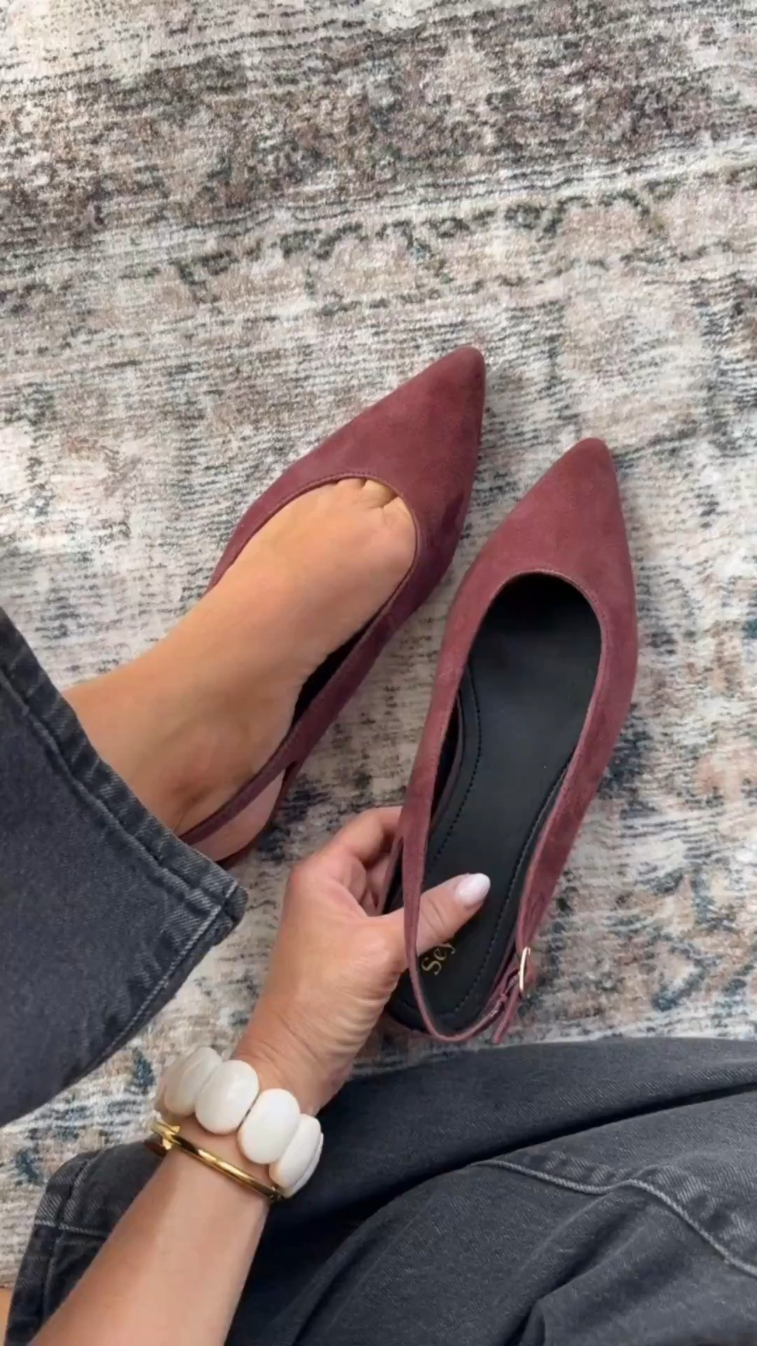 These burgundy flats!!
One of those Fall colors that will go with everything. 
TTS in these slingback flats

#LTKSeasonal #LTKOver40

#LTKootd #LTKOver40