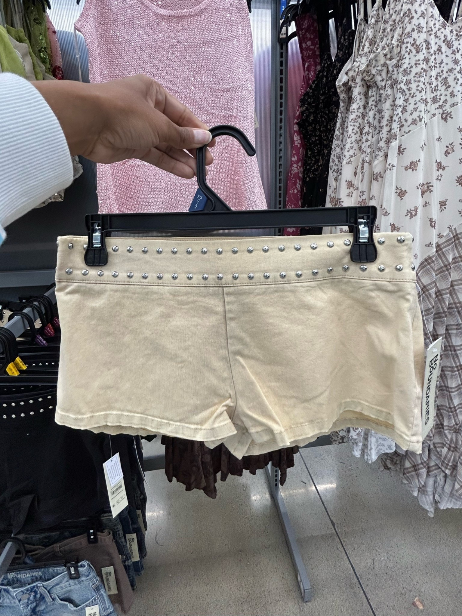The hottest hot pants have entered the villa for summer! Snatch these hot pants from Walmart for under $12!

#LTKgrwm