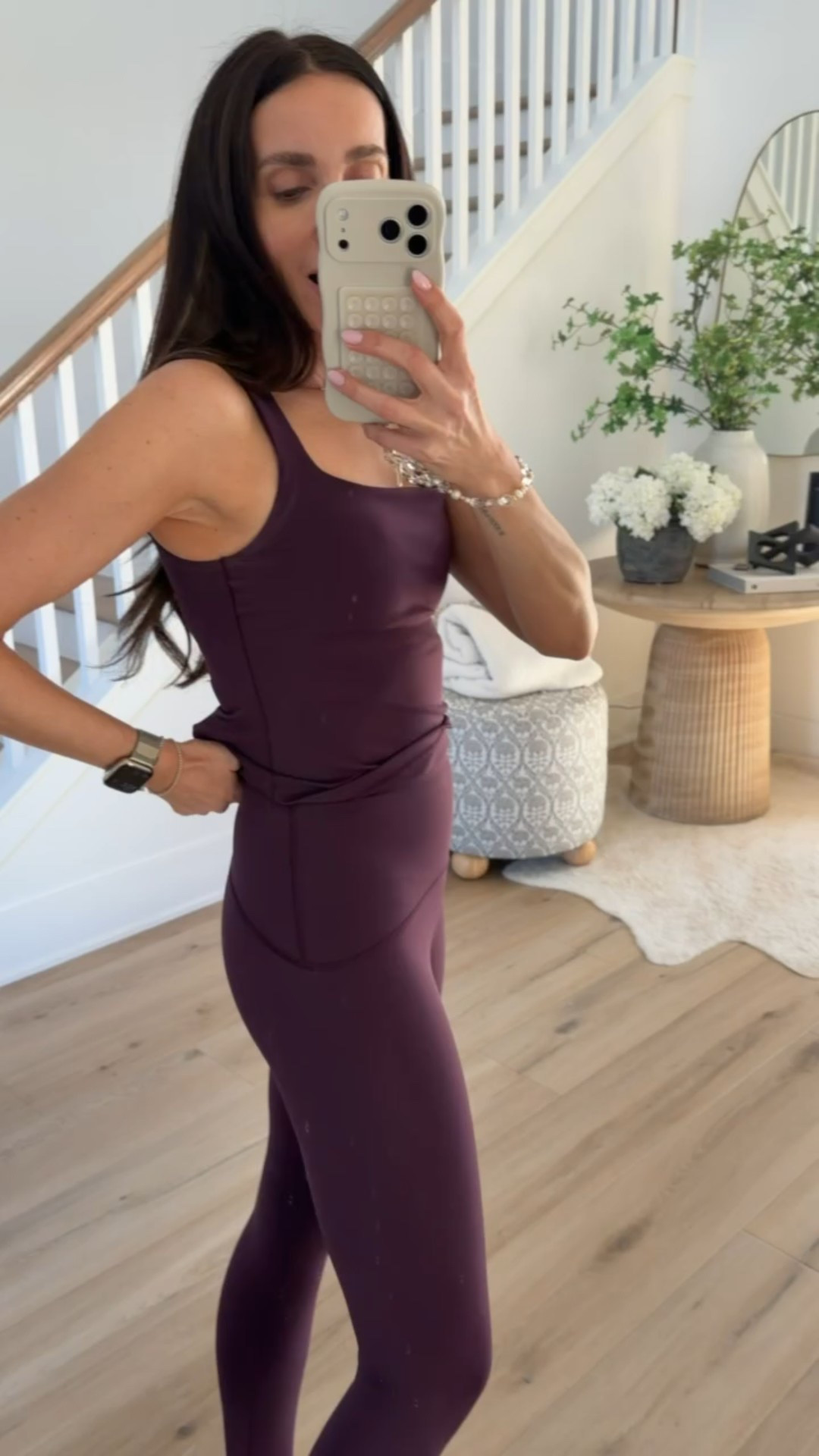 Leggings size s, top xs.
Athleisure outfit, running errands outfit, cute drop off school outfit, busy mom outfit, annabrstyle.
code ANNAXSPANX

#LTKFindsUnder100 #LTKActive