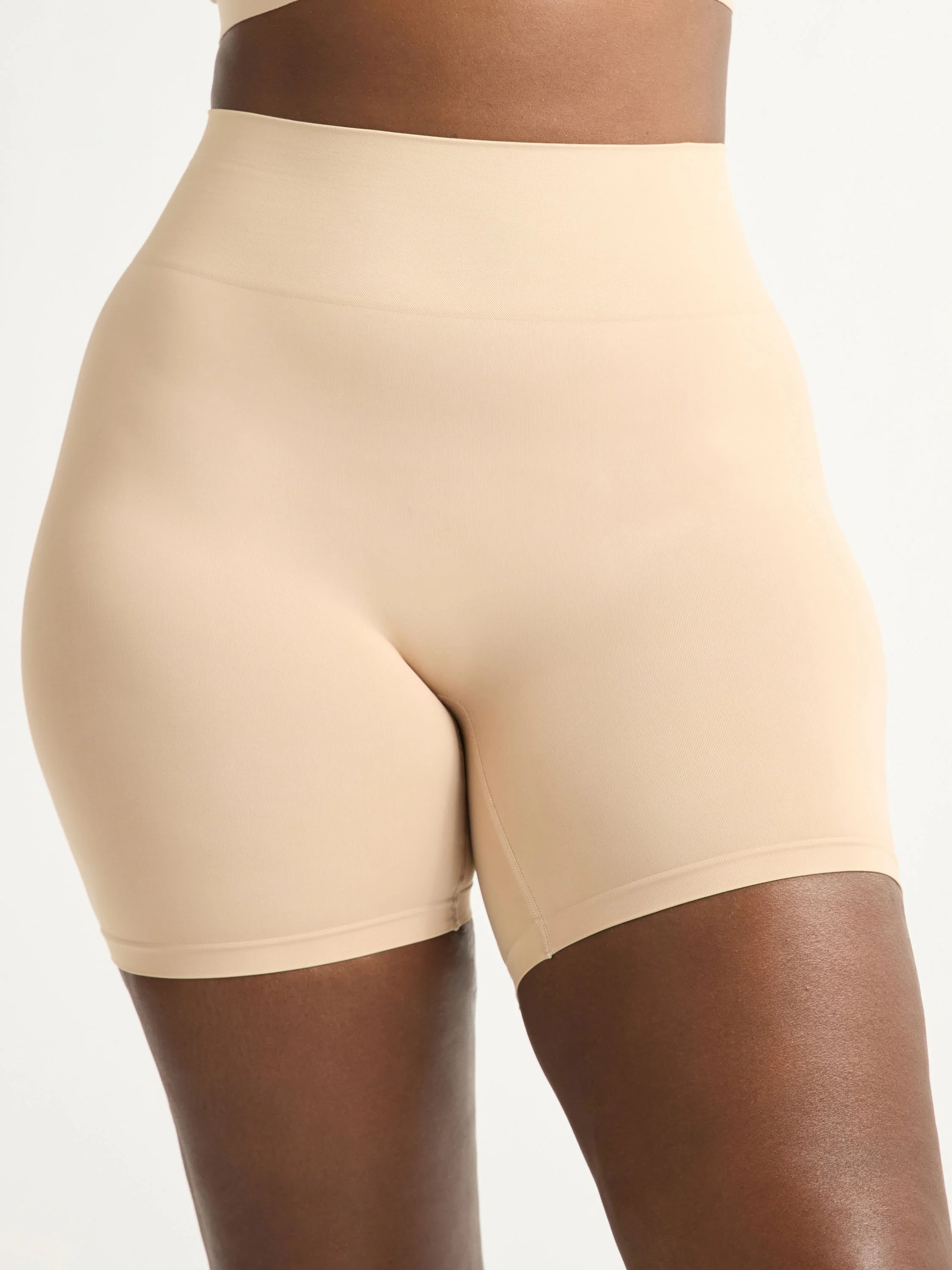 Joyspun Women's Everyday Seamless Bike Shorts, 6'' Inseam, Sizes S-3XL | Walmart (US)