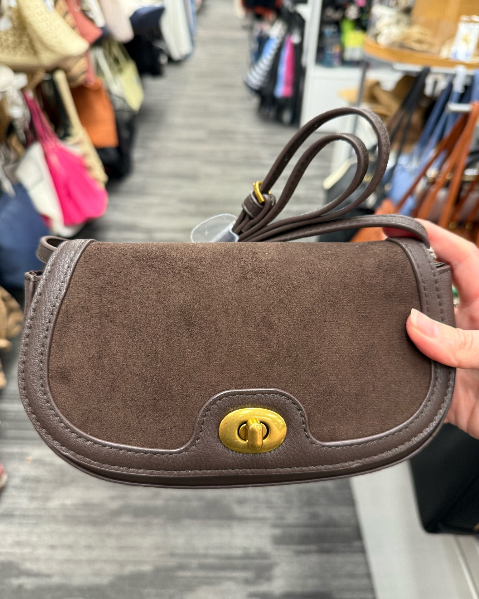 Adorable and affordable bags from Target that are perfect for fall. You can save 20% on select bags, jewelry & accessories with Target Circle offer. Ends Oct 31. 



Fall bags, fall accessories, fall fashion

#LTKSeasonal #LTKSaleAlert #LTKWorkwear
