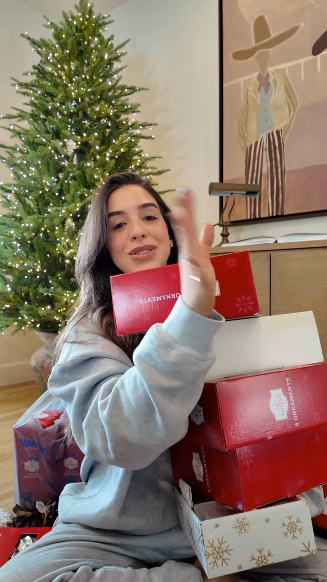 holiday decor is my fave 🎄✨