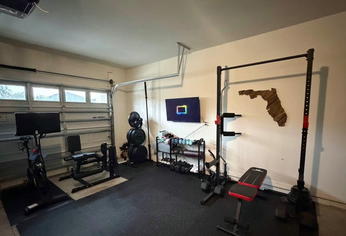 home gym set up is coming along. 


#LTKdayinmylife #LTKActive #LTKfitnessgoals