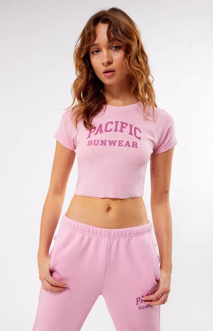 Women's Pacific Sunwear Arch Raglan T-Shirt in Pink - Size Medium | PacSun