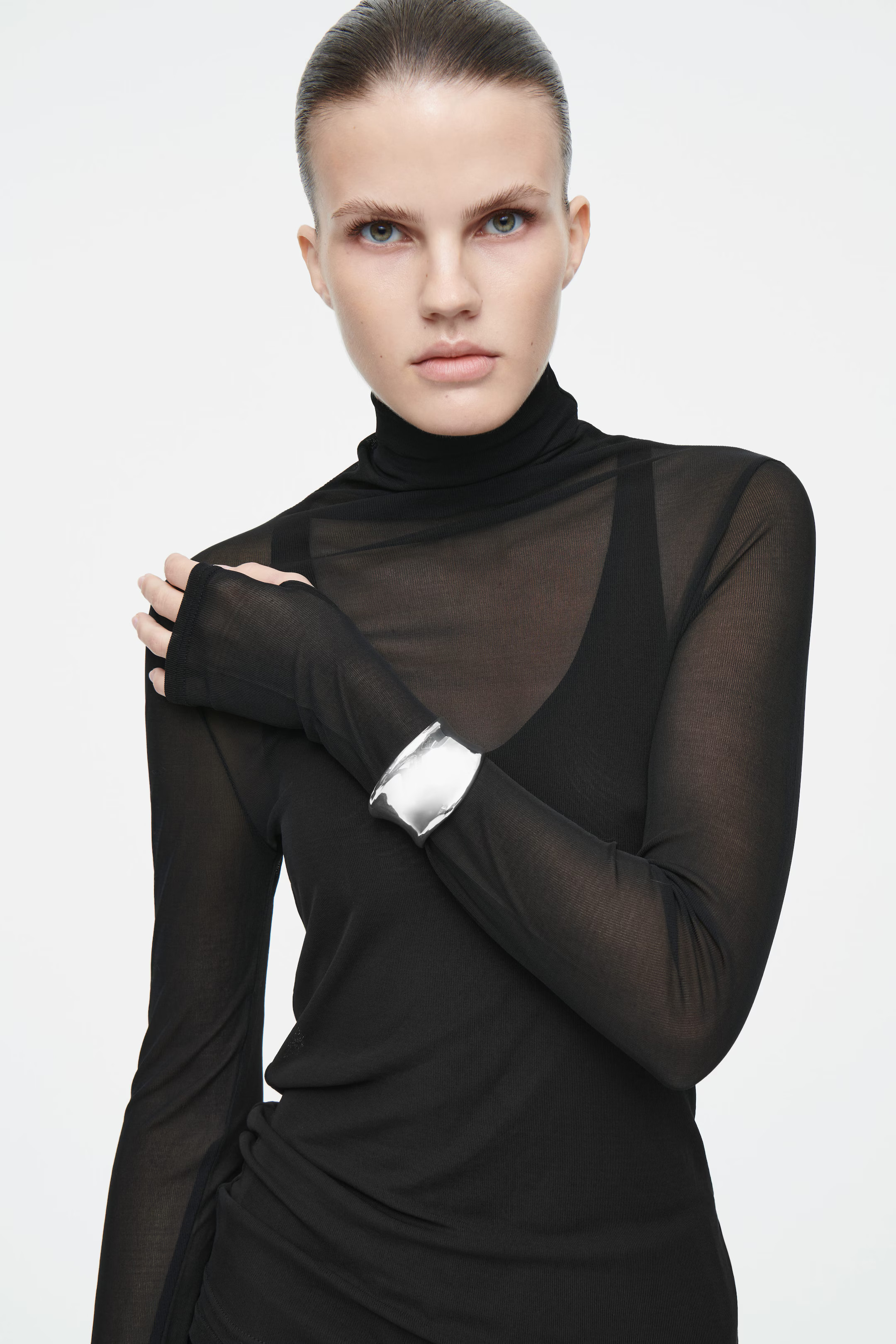 SLIM SILK TURTLENECK TOP - BLACK | COS | COS (AU)