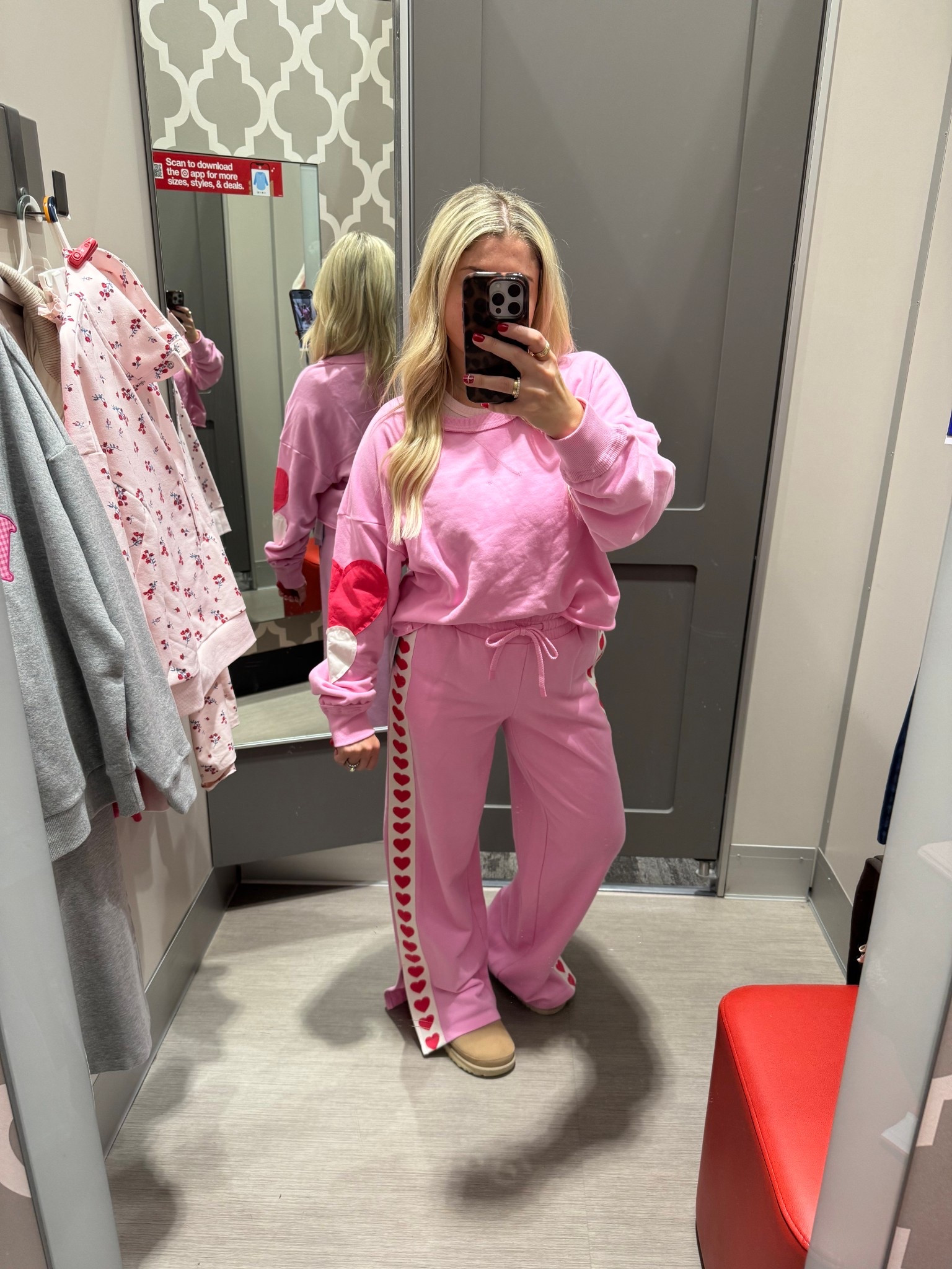 Cute new Valentine’s Day set
Size small
Ugg clogs tts
Gift idea 

#LTKootd #LTKFindsUnder100 #LTKHoliday