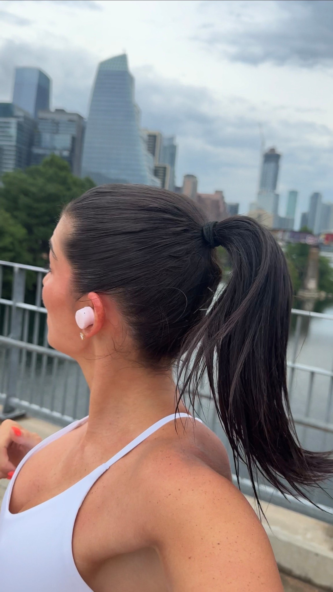 Got my hands on the new @Bose QuietComfort Earbuds that are exclusivly sold at @Target in the colorway Petal Pink.

First run back after two back to back races. They made me feel like it was still race day with the noise cancellation, I was able to lock in.

#SoundIsPower #Target #TargetPartner #Ad