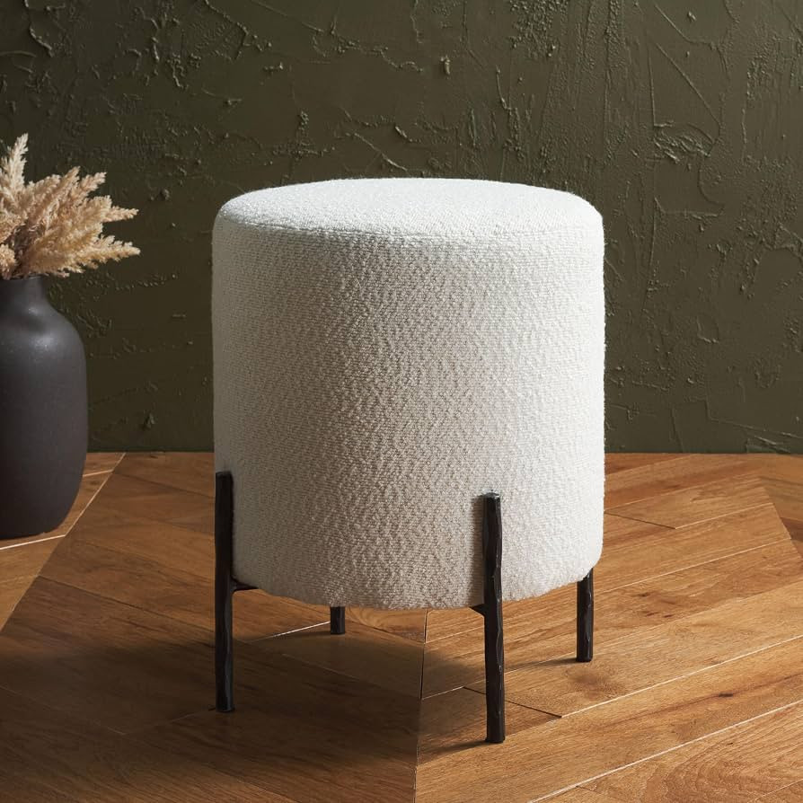 SAFAVIEH Couture Collection Jessa Ivory/Black Boucle Round Ottoman (Fully Assembled) | Amazon (US)