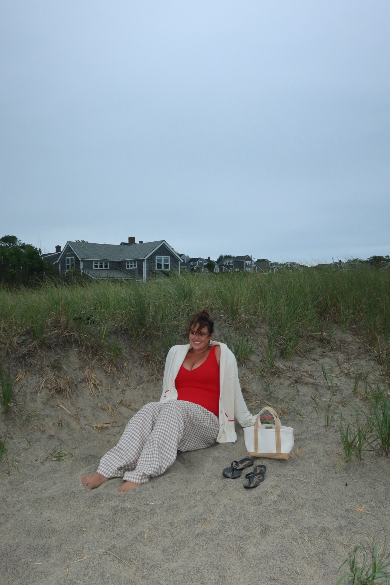 nantucket ootd | code “kristinaz20” to save on the sandals 

#LTKFindsUnder100 #LTKPlusSize #LTKSeasonal