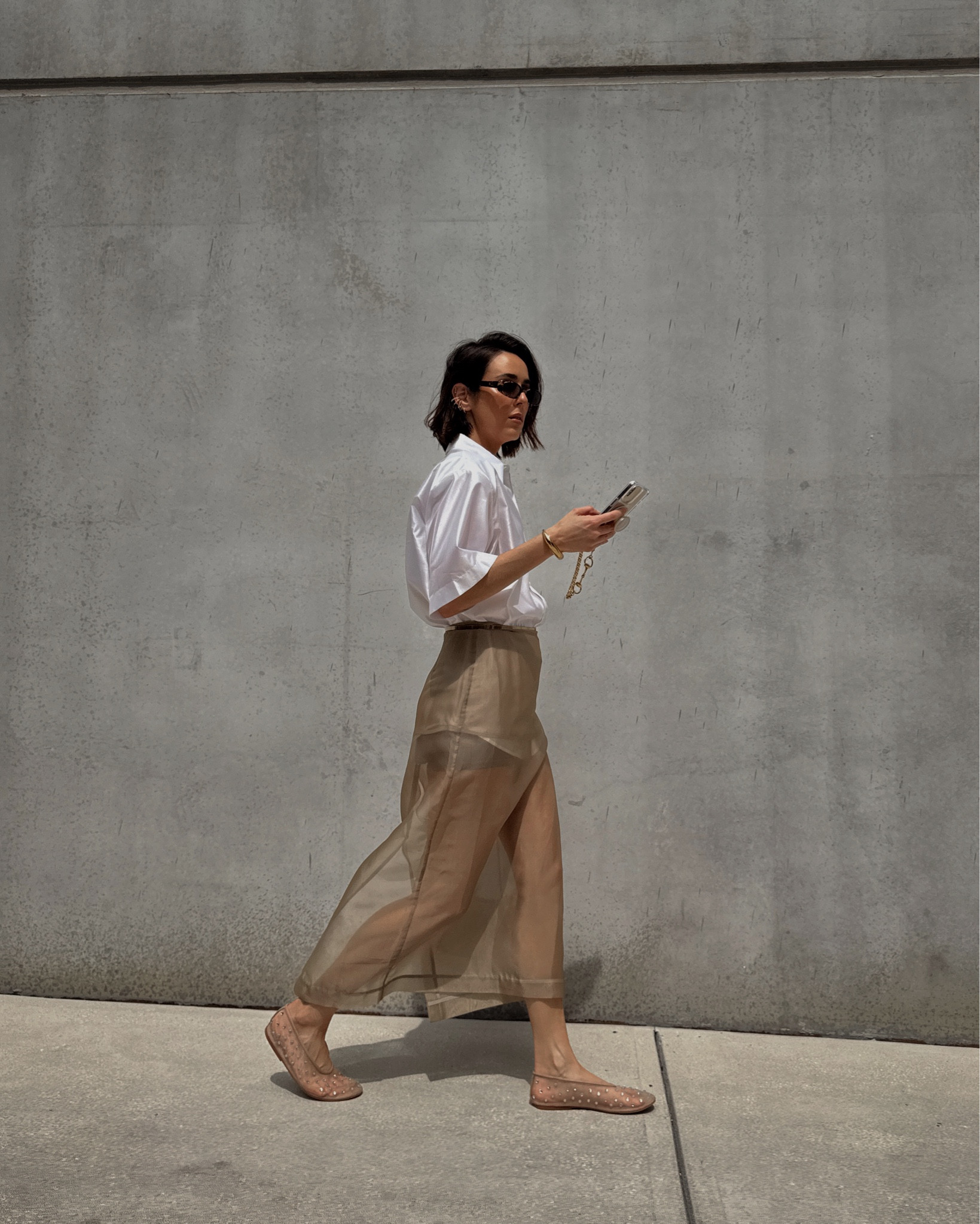 🩰 Sheer perfection in these stunning @TonyBianco mesh flats ✨AD

👉🏽Comment SHOP below to receive a DM with the link to shop this post on my LTK ⬇ https://liketk.it/4GWgd

You know how much I am obsessed with mesh shoes, and the trend is only getting bigger this spring and summer! 

If you’re looking to dip your toes into the trend, these flats are extremely comfortable and breathable, and the rhinestones add a special touch. They are perfect for both dressing up (while staying comfortable!) and wearing casually to add interest to any look.

Have you tried mesh shoes yet? Tell me your thoughts below!

#TonyBianco #TonyBiancoShoes #meshflats #meshshoes #meshtrend #shoetrends #2024trends #balletflats #sheertrend 


#LTKStyleTip #LTKShoeCrush