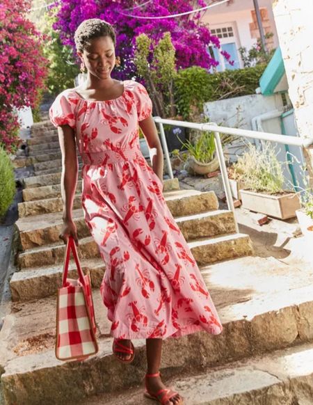 Boden lobster print dress pink and red summer holiday dress 

#LTKmidsize #LTKeurope #LTKstyletip