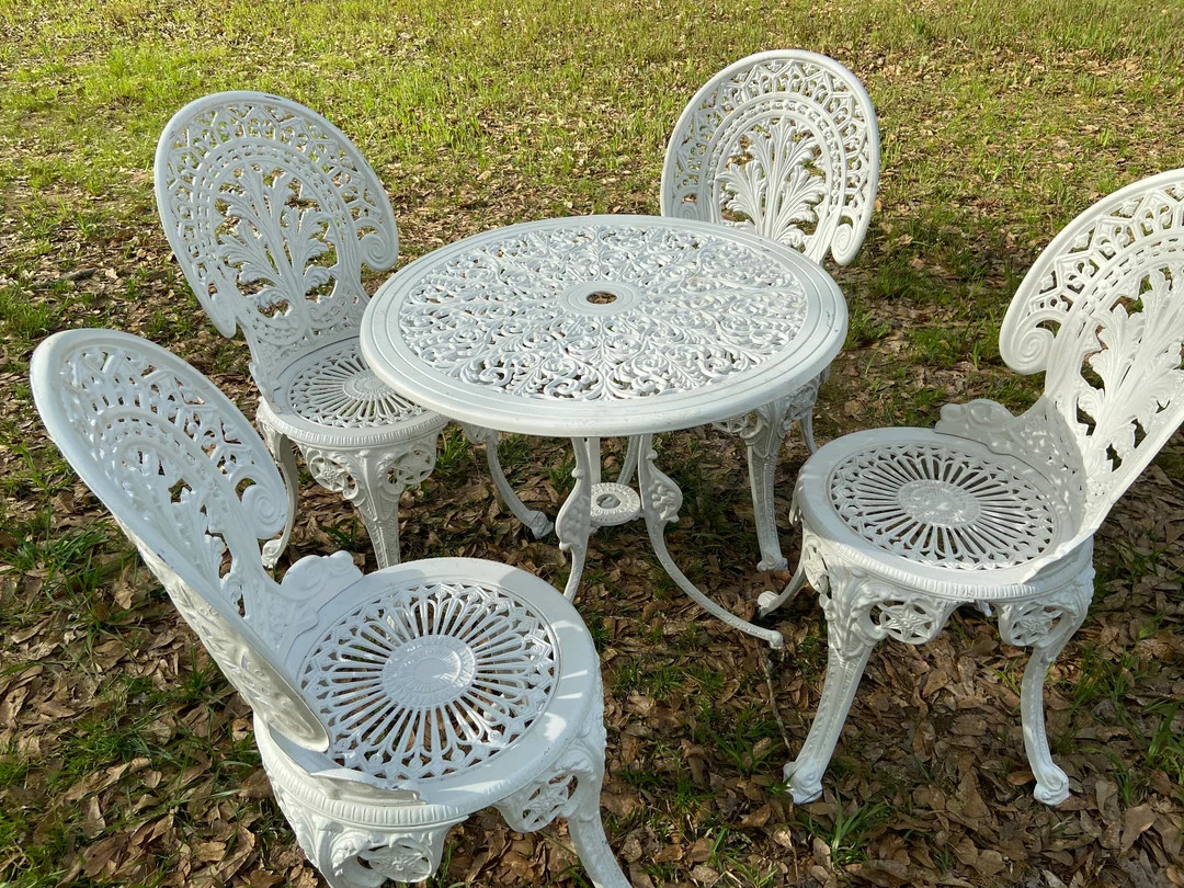 Vintage Cast Aluminum Patio Table and Chairs - Etsy | Etsy (US)