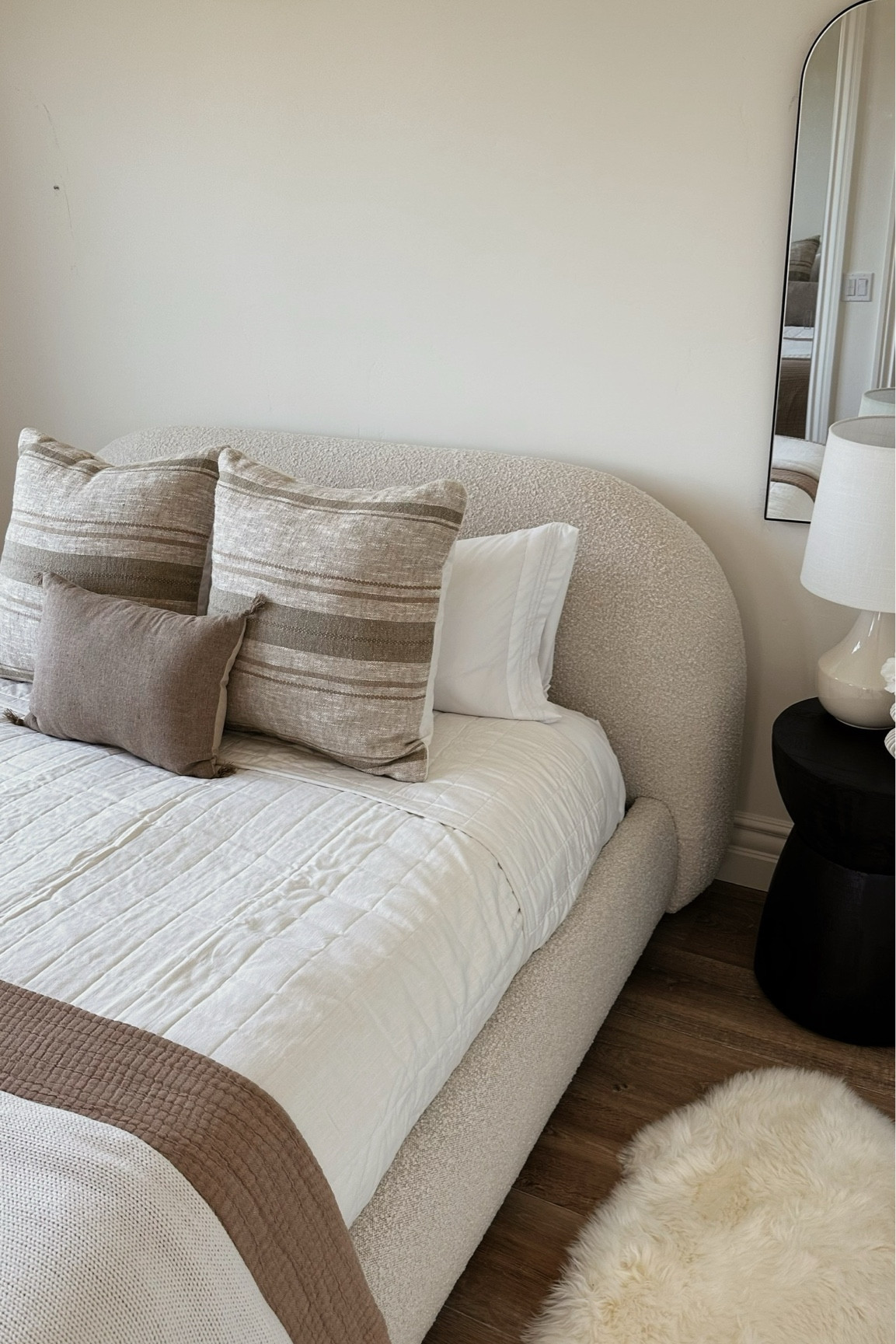 Home decor, guest room styling, neutral decor #StylinbyAylin #Aylin

#LTKSeasonal #LTKStyleTip #LTKHome