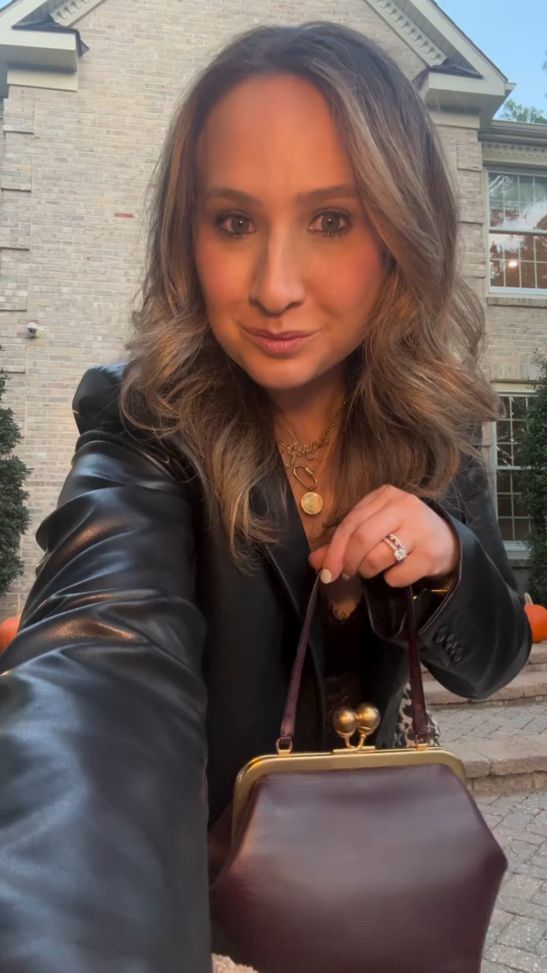 When in doubt can always count on a black and leopard combo! I love these @margauxny shoes that give the look of a heel, but comfort of a flat! @coach mini kisslock was the moment.