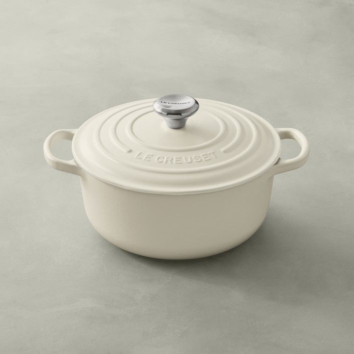 Le Creuset Signature Enameled Cast Iron Matte Round Dutch Oven | Williams-Sonoma