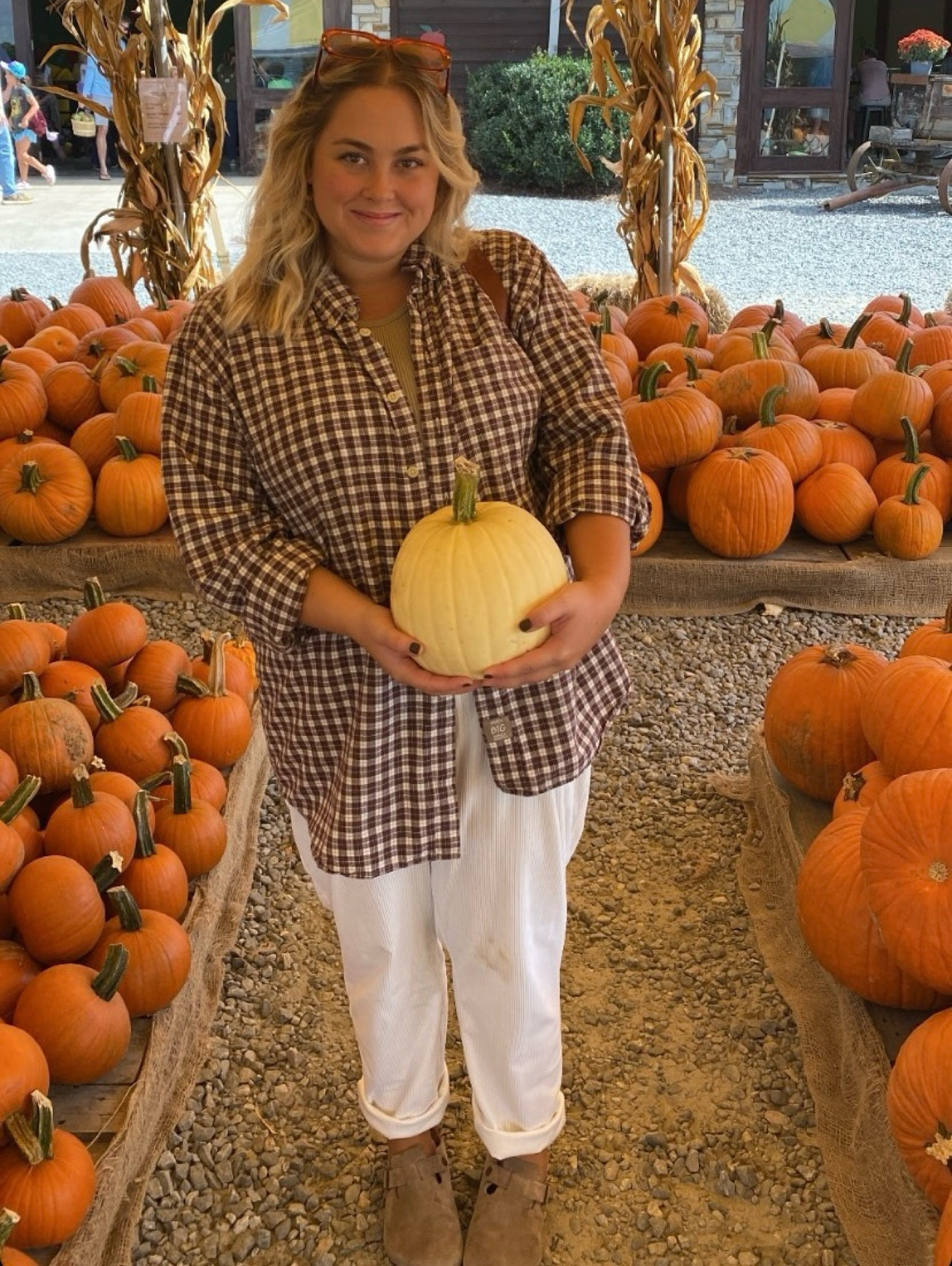 fall is over… but even during Christmas you can wear this outfit! Throw a coat over it and a chunky scarf and you’re golden. 

#LTKmidsize #LTKSeasonal #LTKstyletip