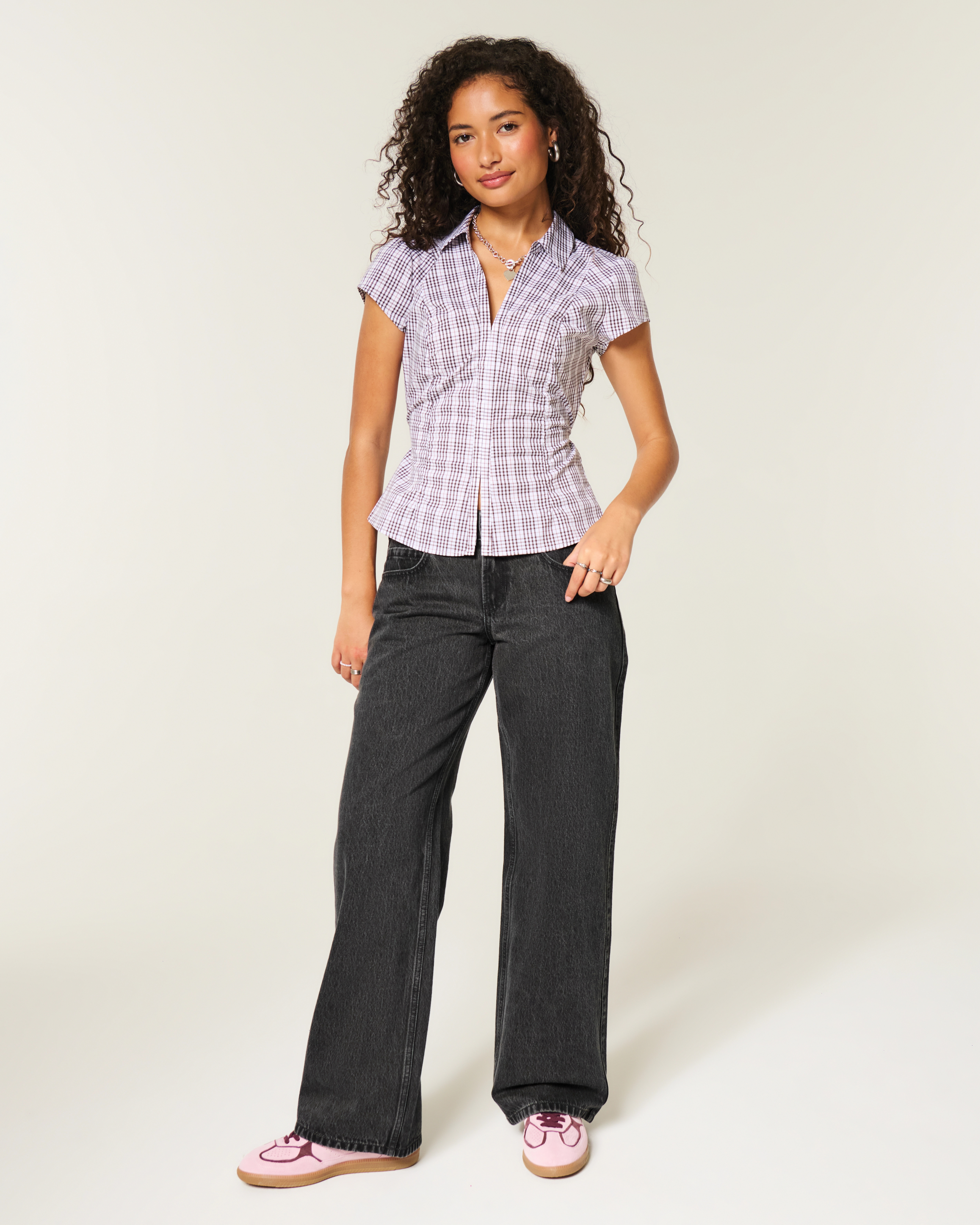 Low-Rise Washed Black Baggy Jeans | Hollister (US)