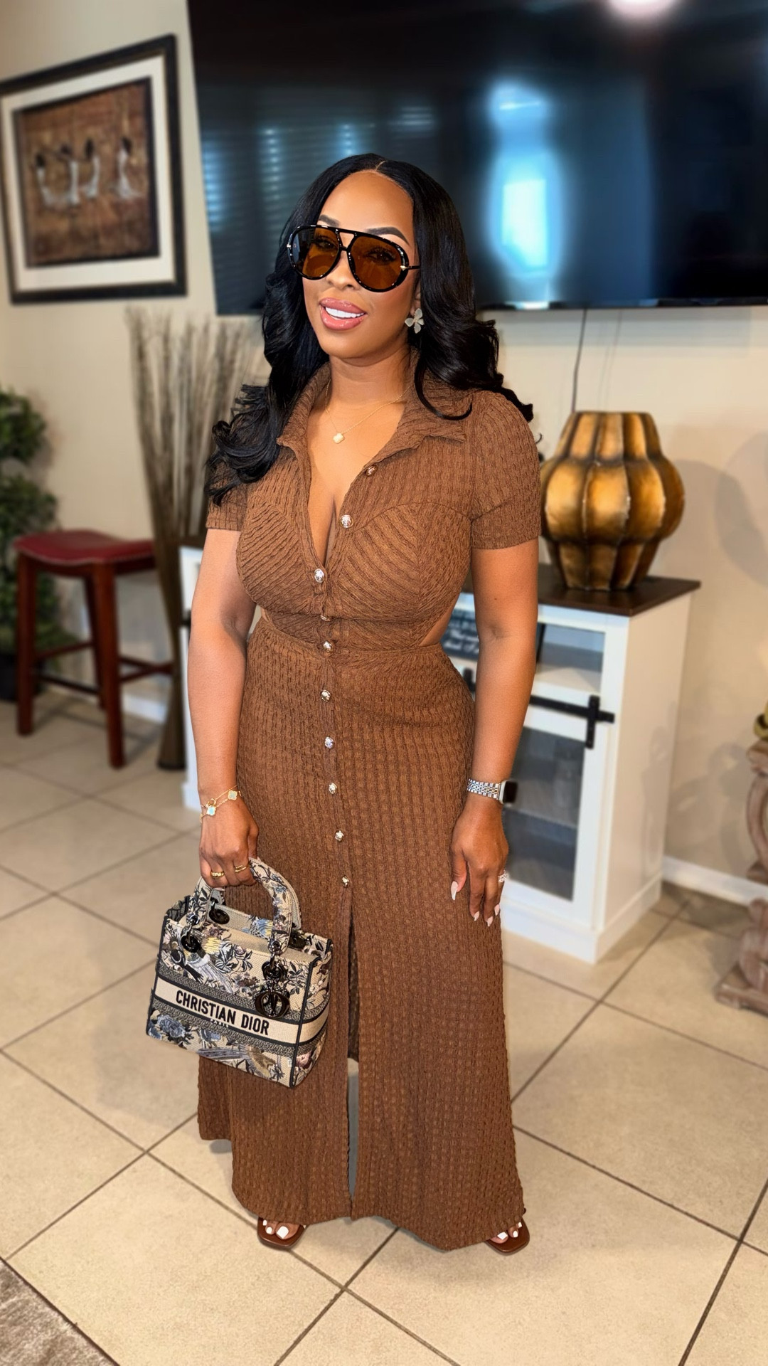 Dresses are a go-to for me in Spring & Summer because it gives me effortless style without stressing about what to wear.  Will this dress end up in your Spring/Summer wardrobe? ✨