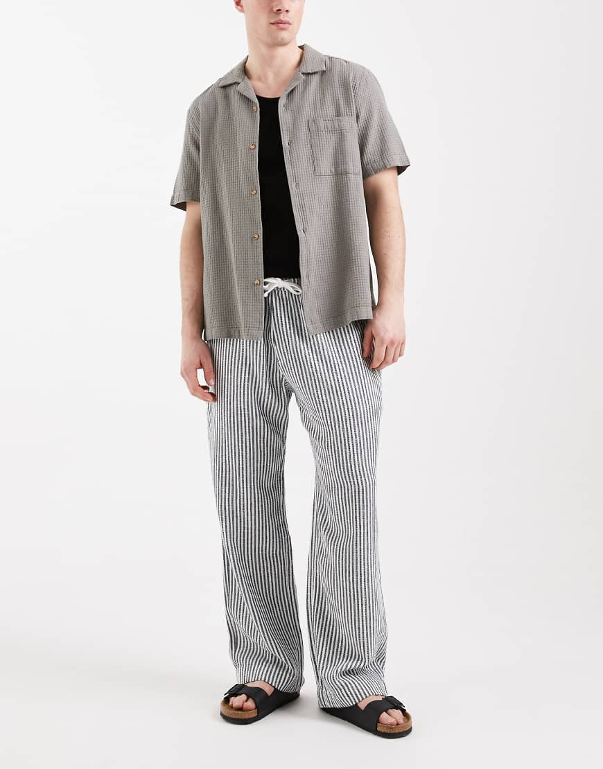 Abercrombie & Fitch linen blend baggy fit trousers in white and black pinstripe-Blue | ASOS (Global)