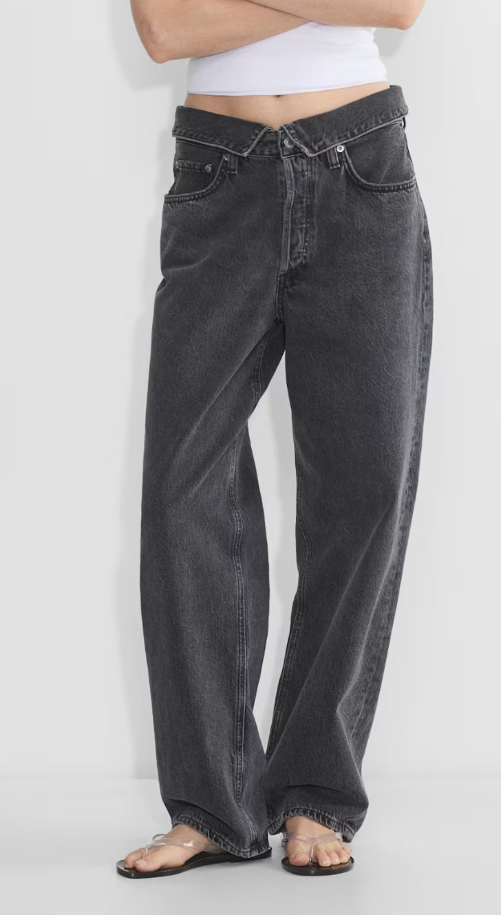 Modern with a twist 💙 these origami waistband jeans bring a fresh, elevated take on classic denim. Perfect for creating that cool, effortless look. #OrigamiJeans #LTKStyle #DenimTrend #CoolGirlStyle 

 #LTKdatenight #LTKjeans #LTKFashionMonth