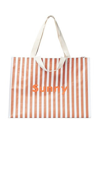 Sunnylife Carryall Beach Bag in Burnt Orange. | Revolve Clothing (Global)