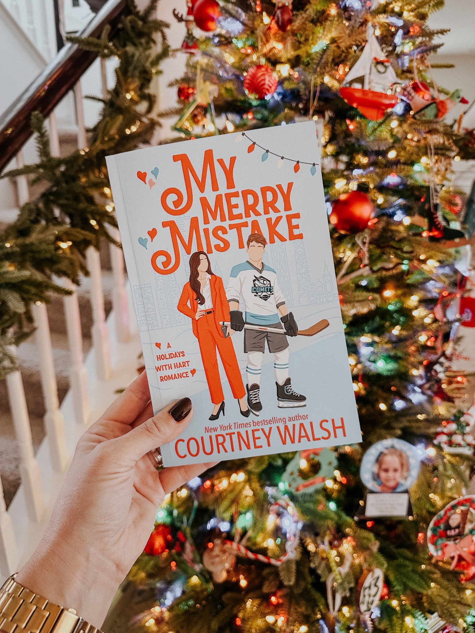 Can’t go wrong with a Courtney Walsh holiday book to get you ready for the best time of the year. ❤️