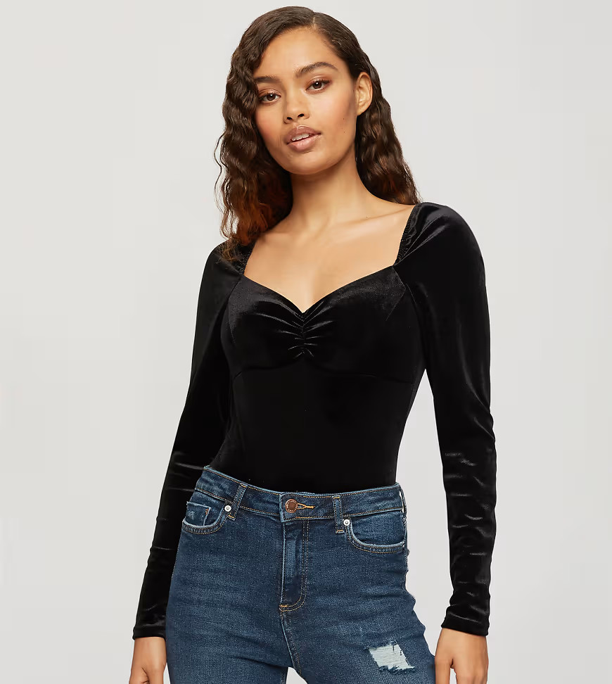 Miss Selfridge Petite velvet sweetheart bodysuit in black | ASOS (Global)
