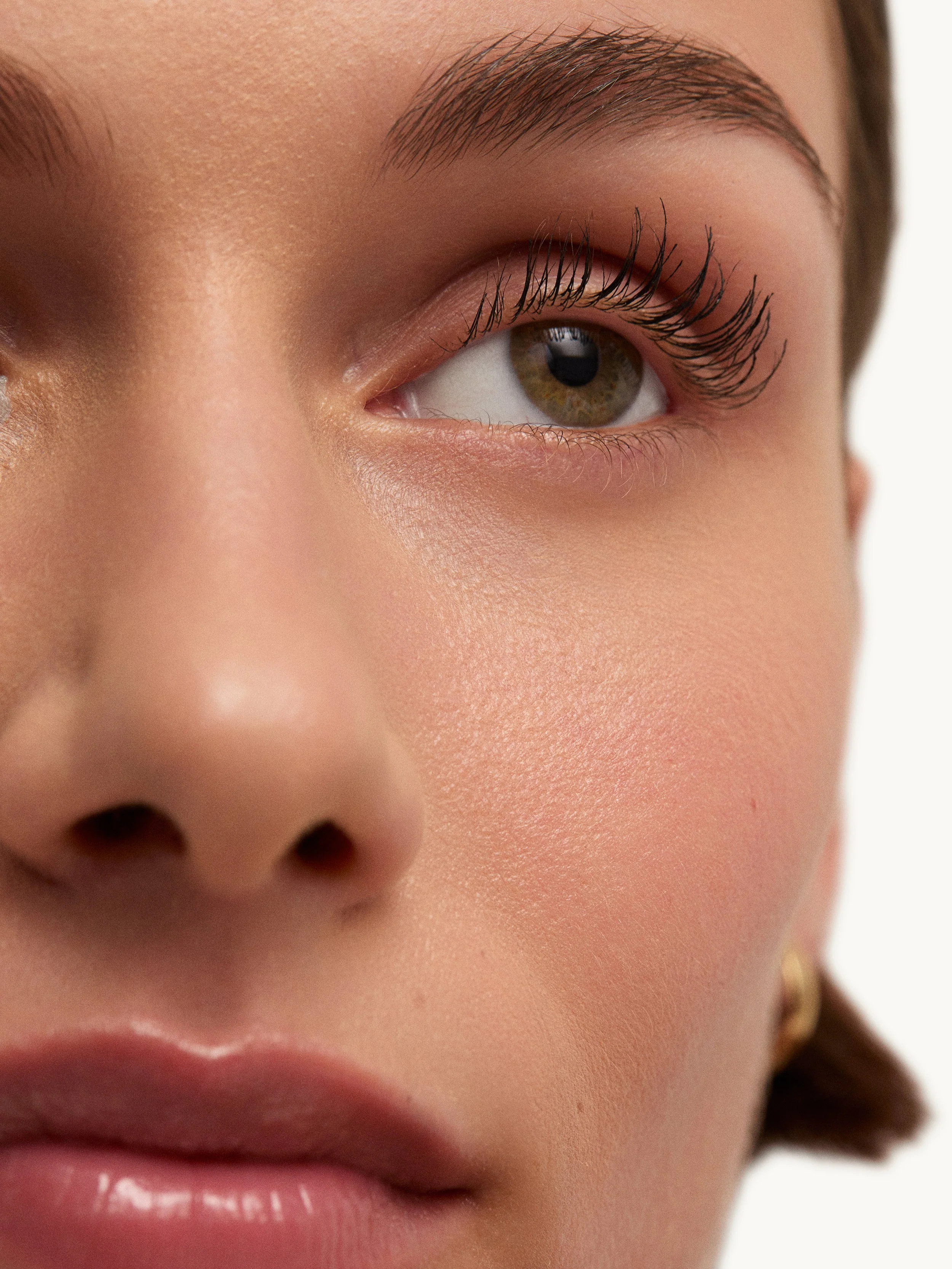 goop | Featherlash Lifting Serum Mascara | goop