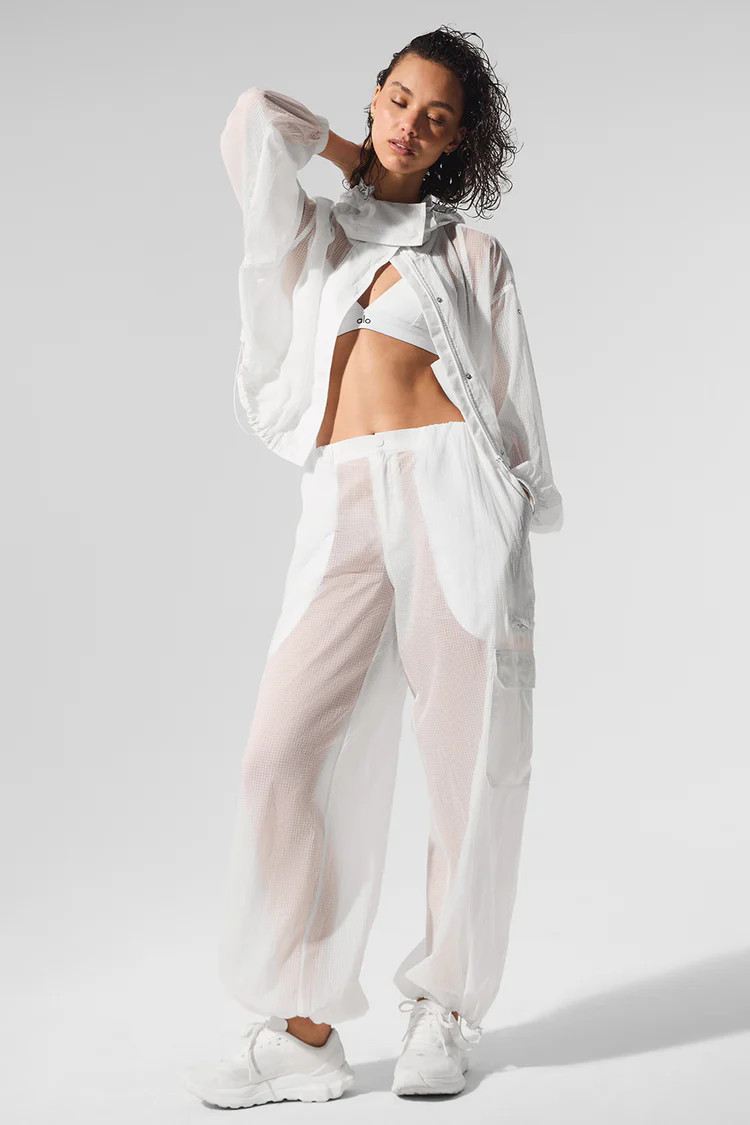 Sheer Game Time Wide Leg Jogger - White | Alo Yoga (US)